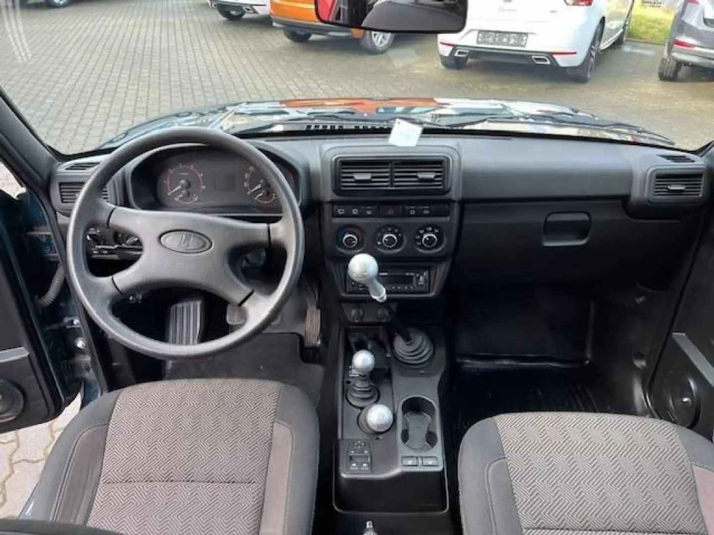 Lada Niva Lada URBAN 1.7i Nero - 1