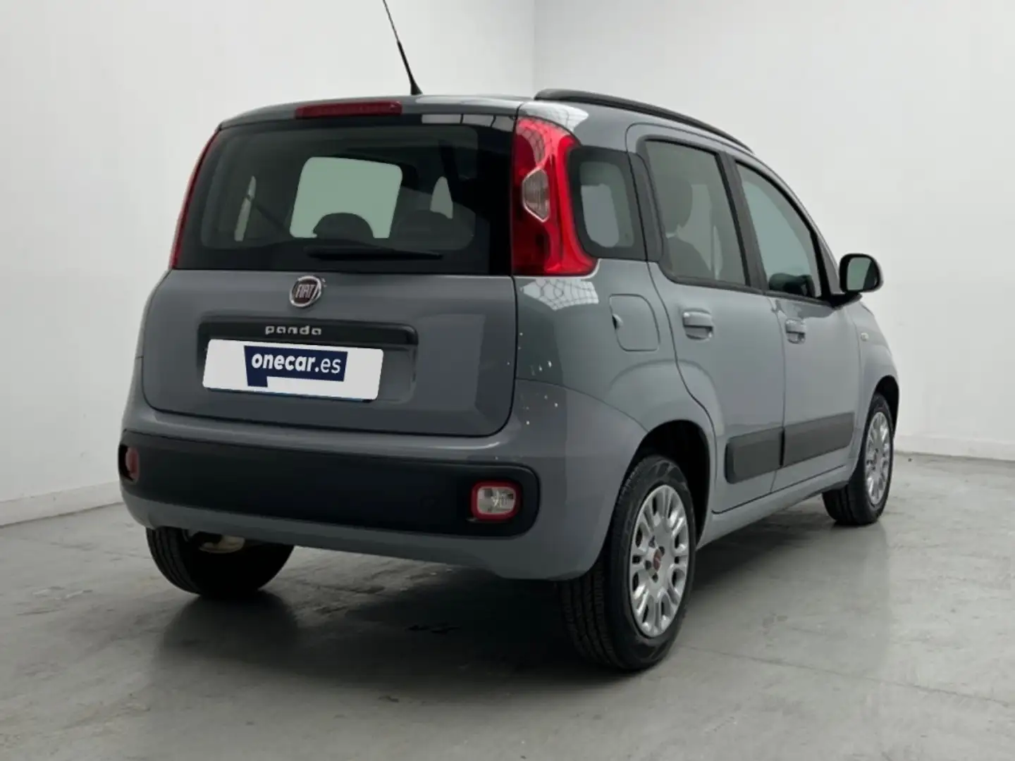 Fiat Panda 1.2 Lounge Gris - 2
