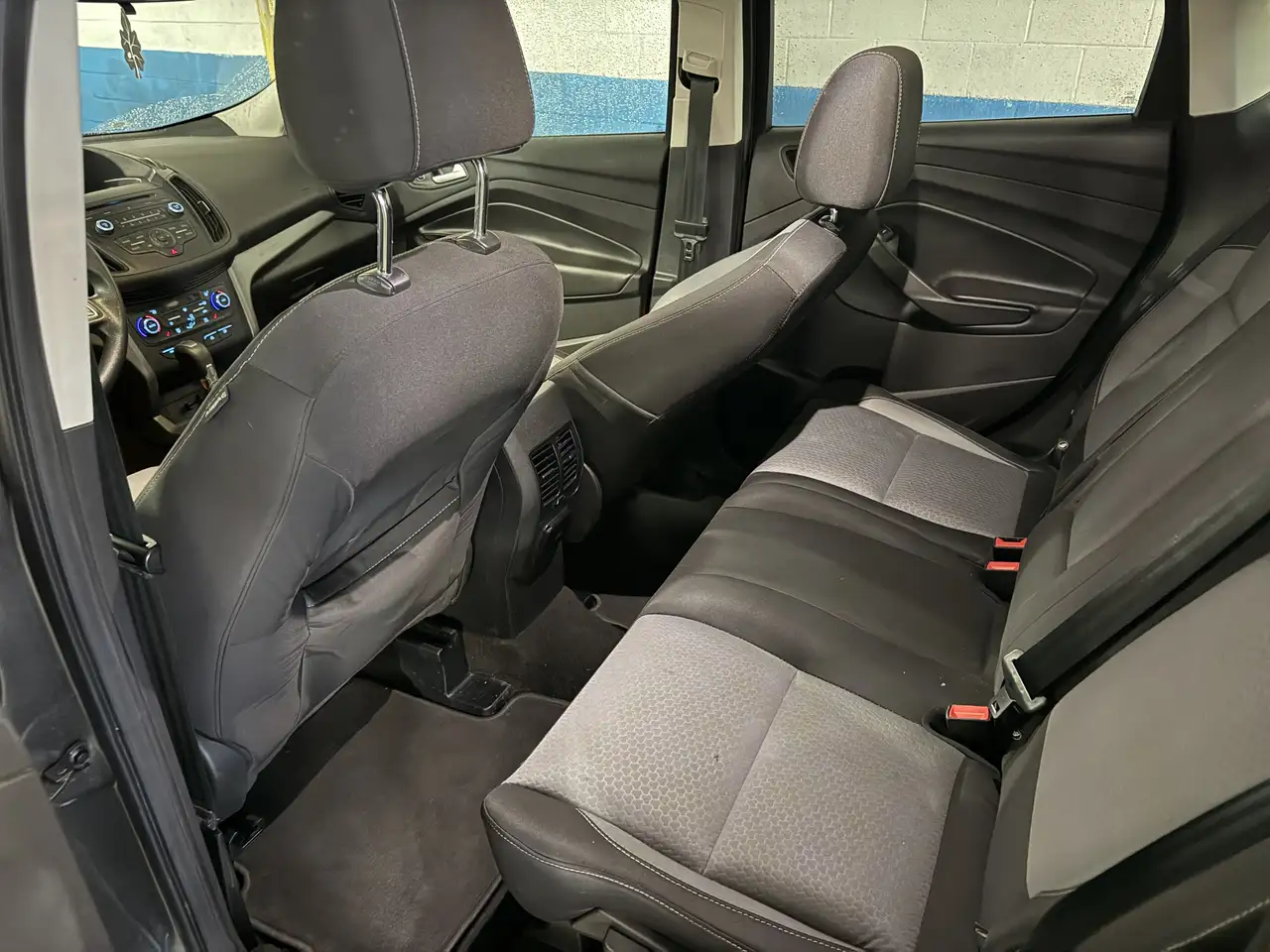 Ford Escape снимка Ford Escape
