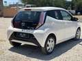 Toyota Aygo 1.0 VVT-i 69 CV 5P x-black TSS Bianco - thumbnail 4