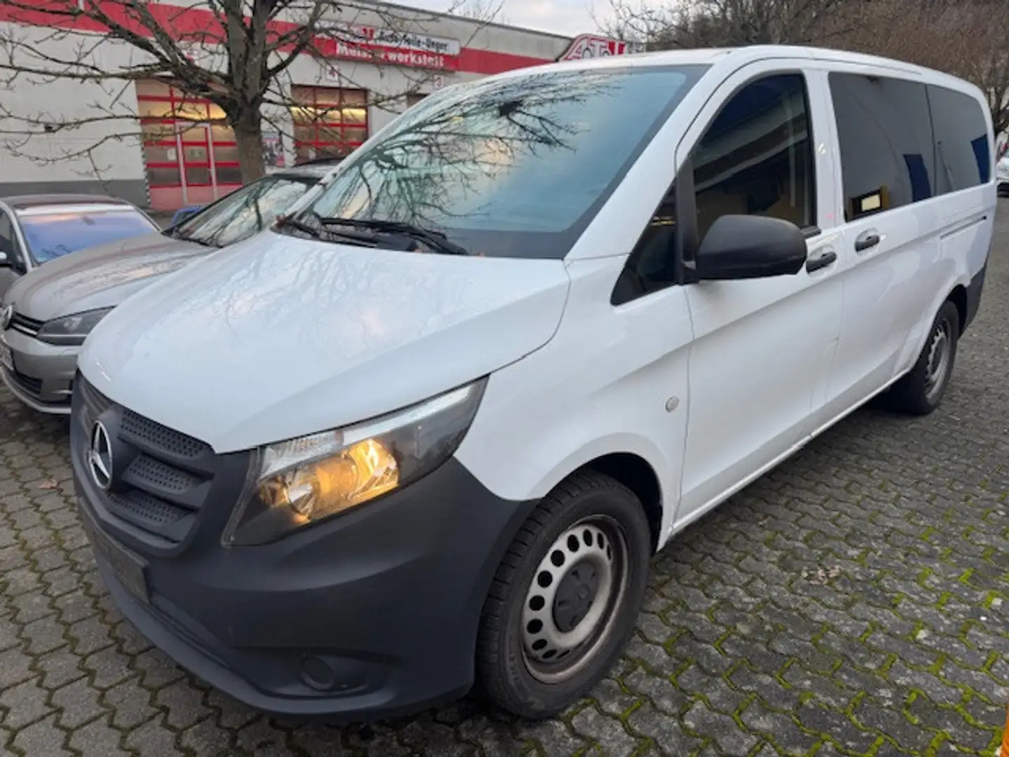 Mercedes-Benz Vito MERCEDES-BENZ VITO PRO LANG NAVI KAMERA Blanc - 1
