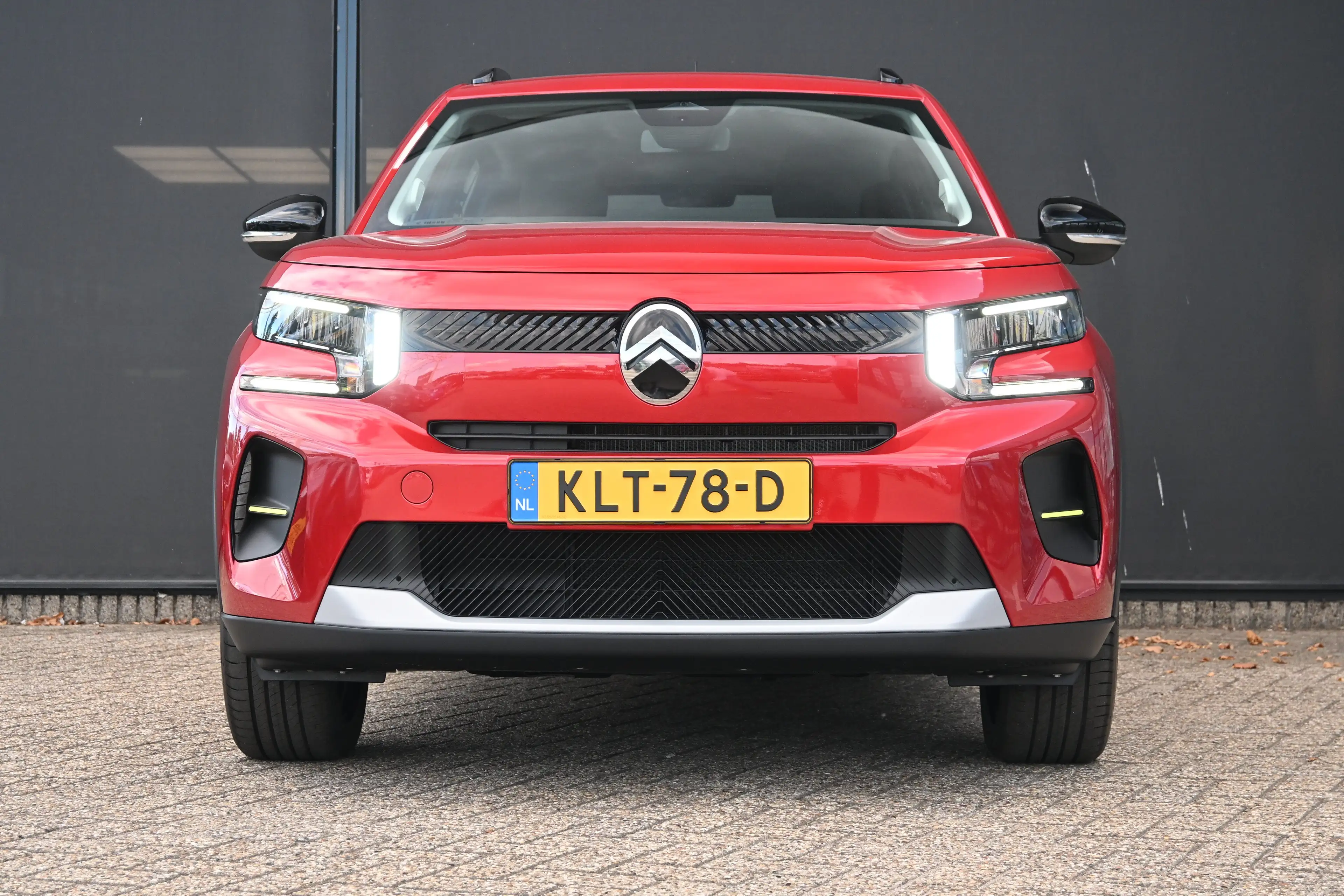 Citroen E-C3 Plus 113pk Comfort Range 44 kWh DEMO-DEAL! Tot 8 J — photo 4