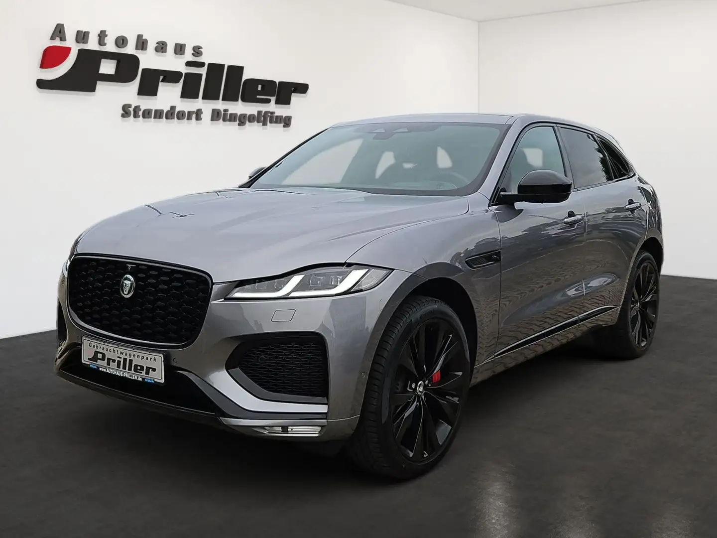 Jaguar F-Pace F-PACE D300 R-Dynamic SE AWD/LED/DAB+/NAVI/AHK Grigio - 1