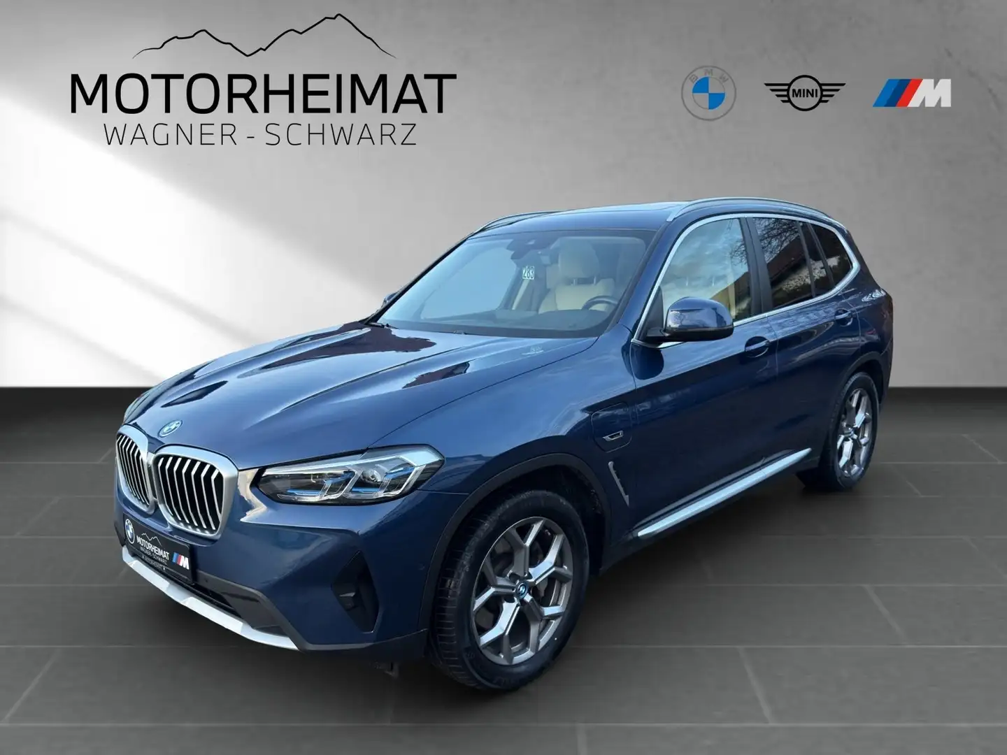 BMW X3 xDrive30e 19" AHK HUD Laser HiFi NaviPro Bleu - 1