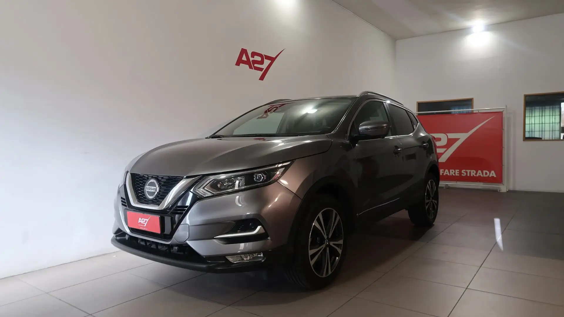 Nissan Qashqai Qashqai 1.5 dCi 115 CV N-Connecta #NAVI#RETRO CAM Grigio - 1