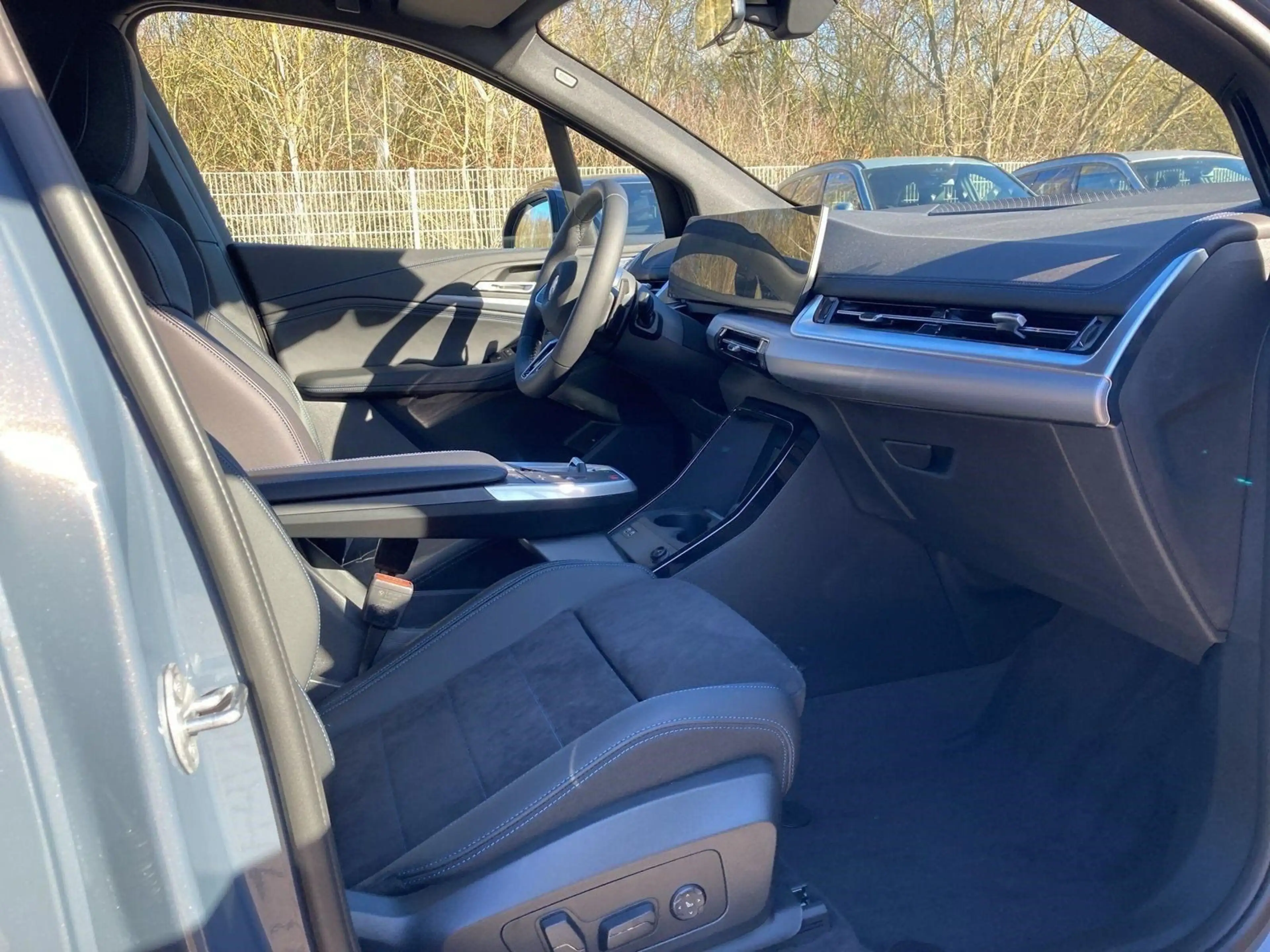 BMW 223 i M Sportpaket HK HiFi DAB LED Komfortzg. — photo 8