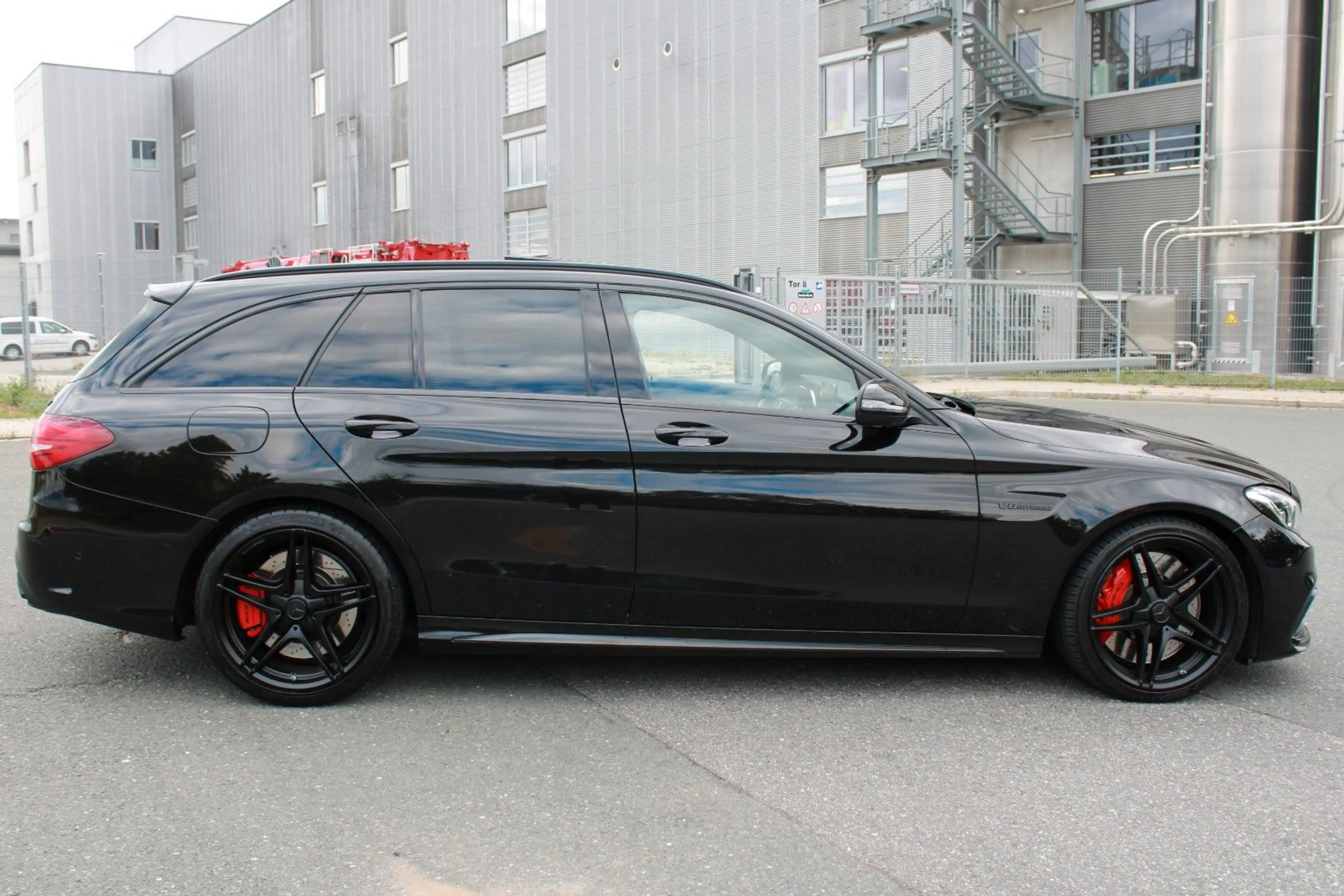 Mercedes-Benz C 63 AMG S T Pano Burmester SportAga LED Memory — photo 5