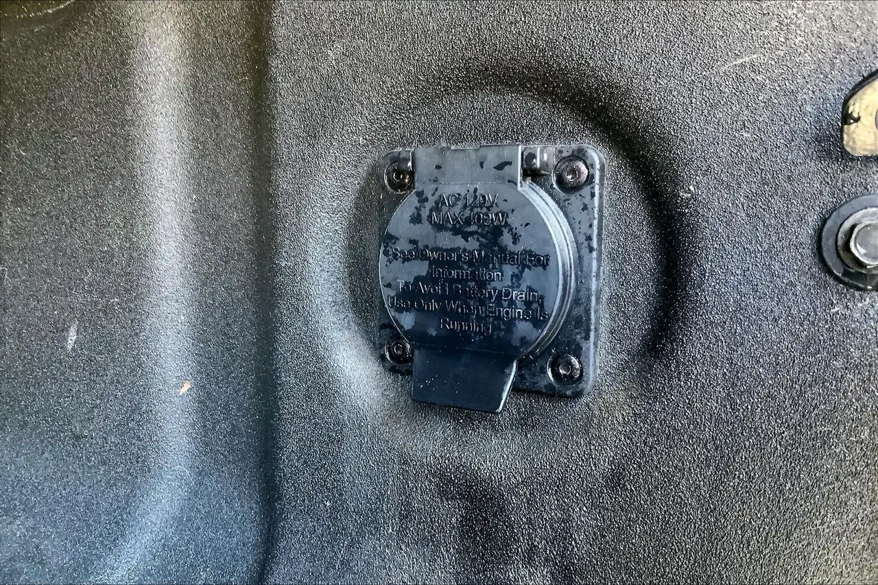Nissan Frontier снимка Nissan Frontier