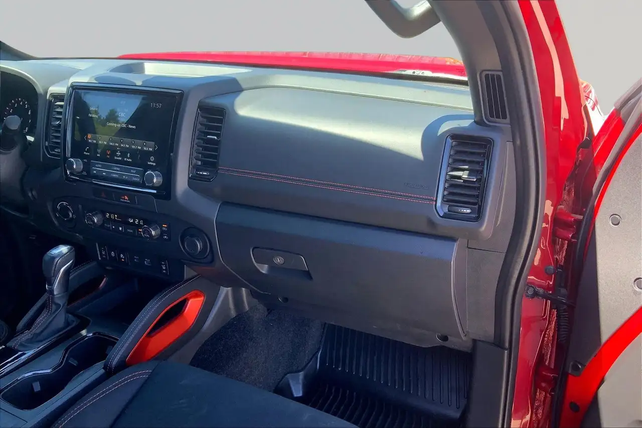 Nissan Frontier снимка Nissan Frontier
