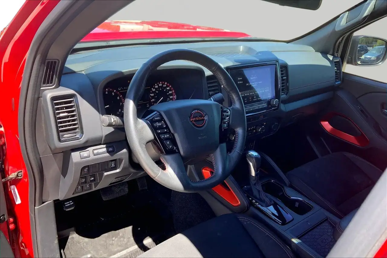 Nissan Frontier снимка Nissan Frontier