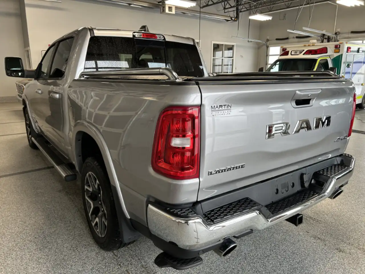 RAM 1500 снимка RAM 1500