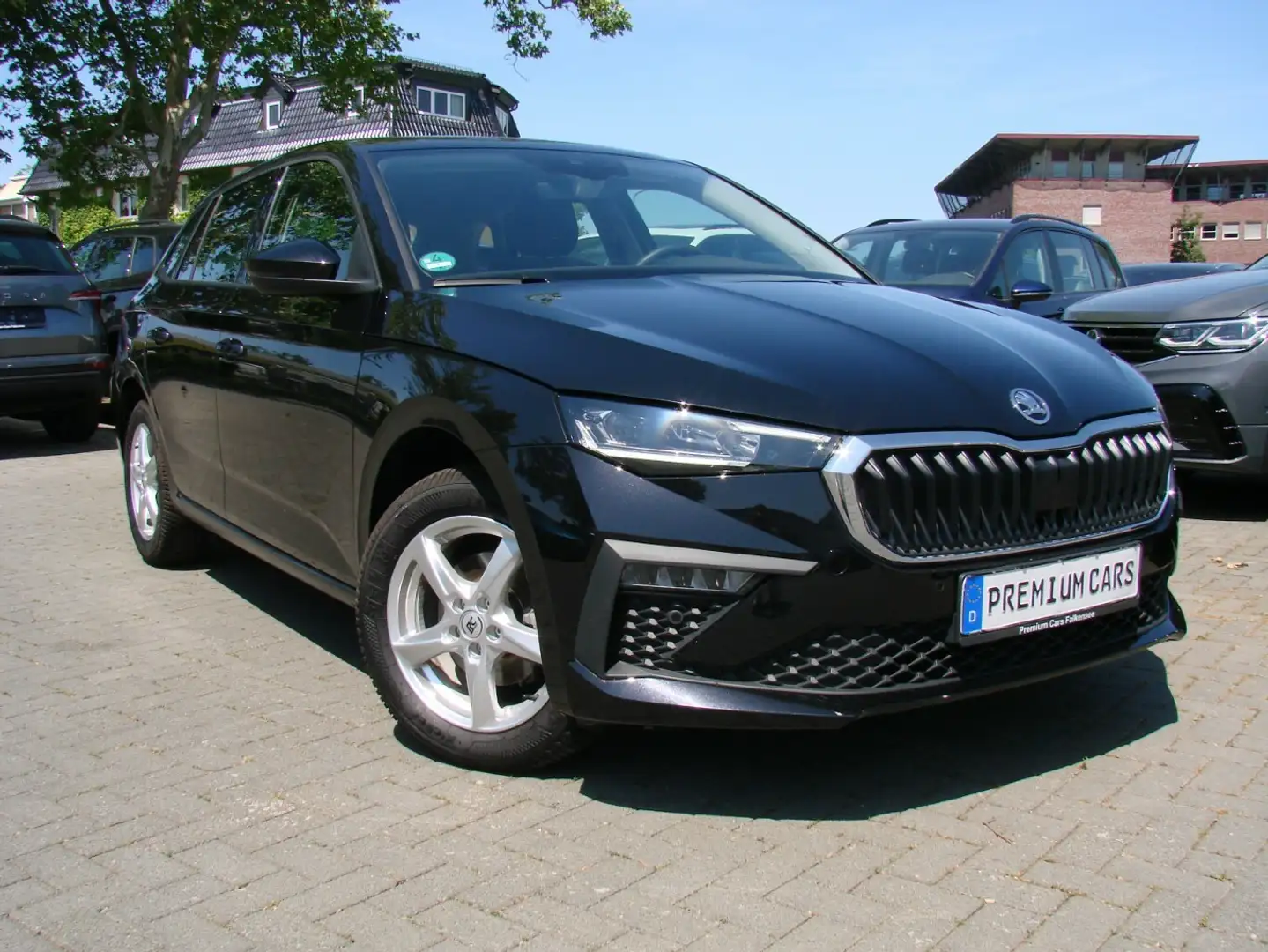 Skoda Scala 1.0TSi Selection ACC Navi Matrix-Beam Schwarz - 1