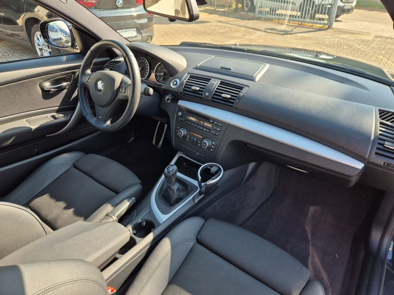 BMW 120 i Coupe M Sport 1.Hand/el.Glasdach/M-Fahrwerk — photo 16