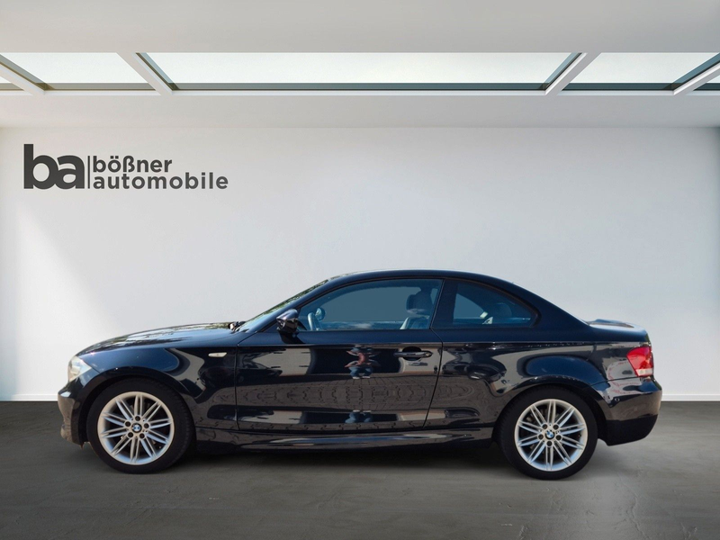 BMW 120 i Coupe M Sport 1.Hand/el.Glasdach/M-Fahrwerk