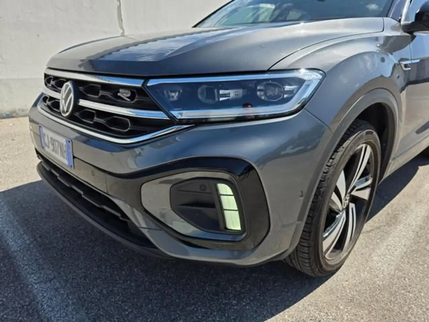 Volkswagen T-Roc 1.5 tsi R-Line Gris - 2