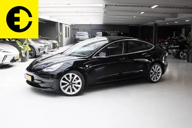 Tesla Model 3 Long Range AWD 75 kWh | SOH 88.5% | FSD | Pano | I