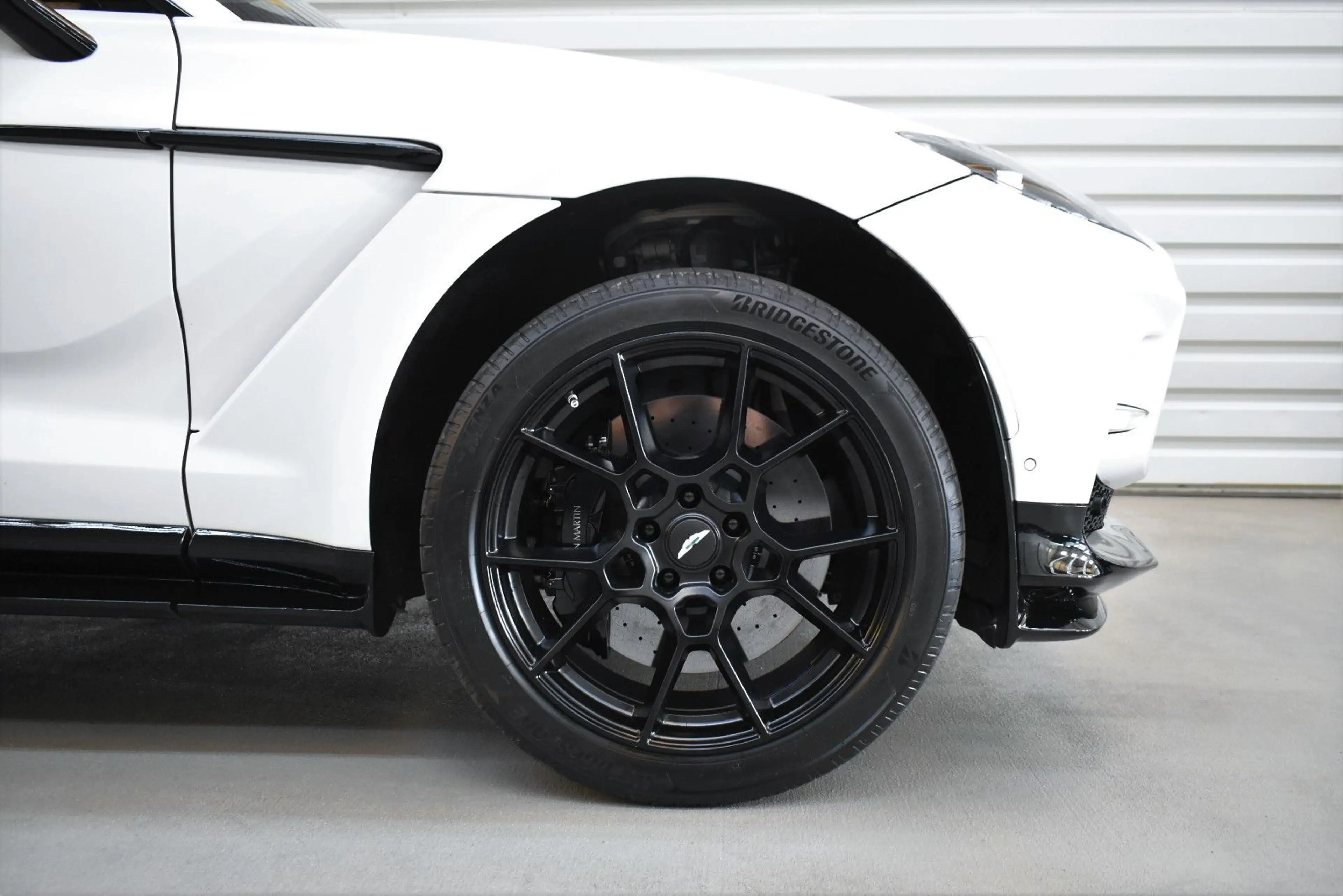 Aston Martin DBX 4.0 V8 DBX707+Keramik+Carbon+Panorama — photo 7