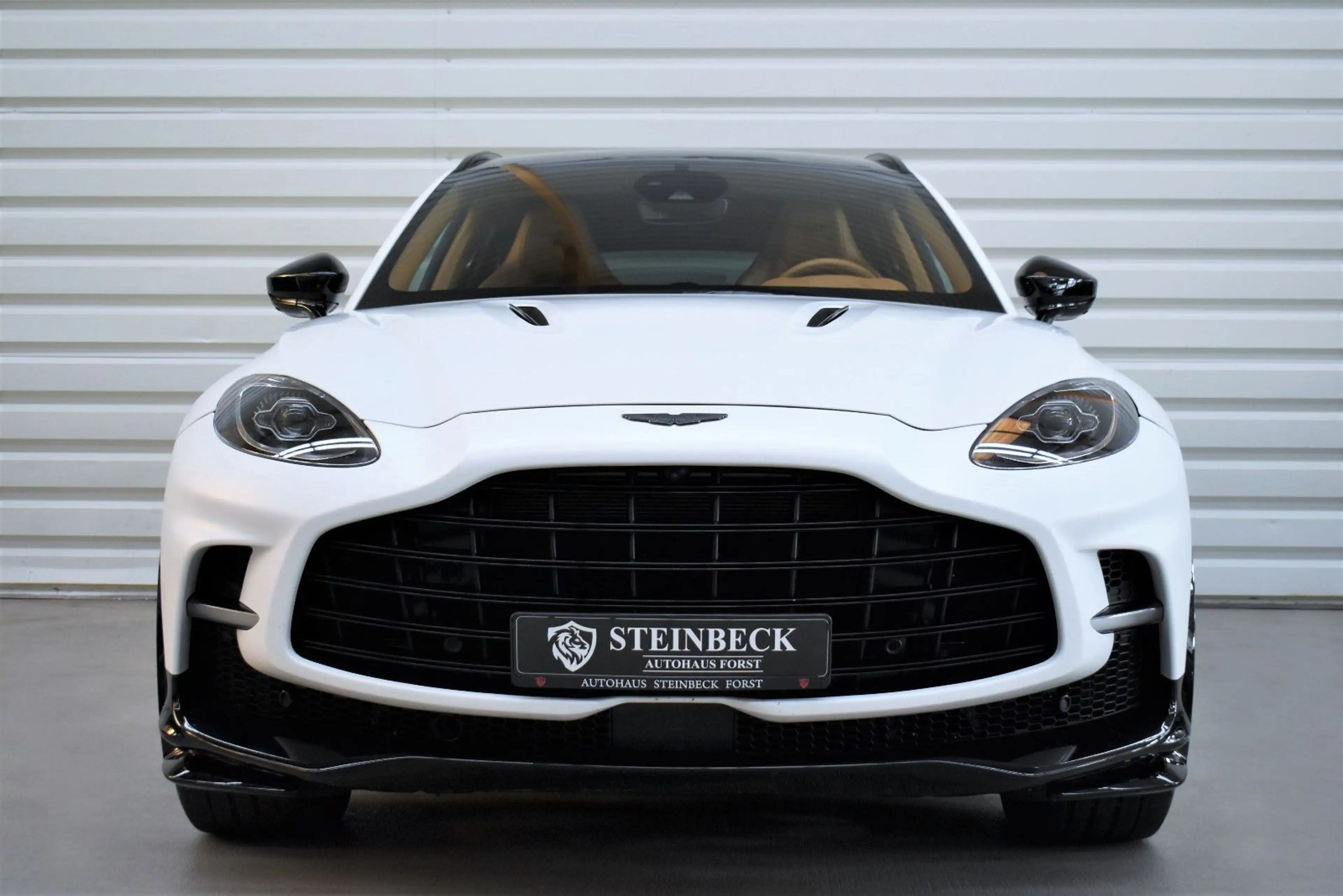 Aston Martin DBX 4.0 V8 DBX707+Keramik+Carbon+Panorama — photo 5