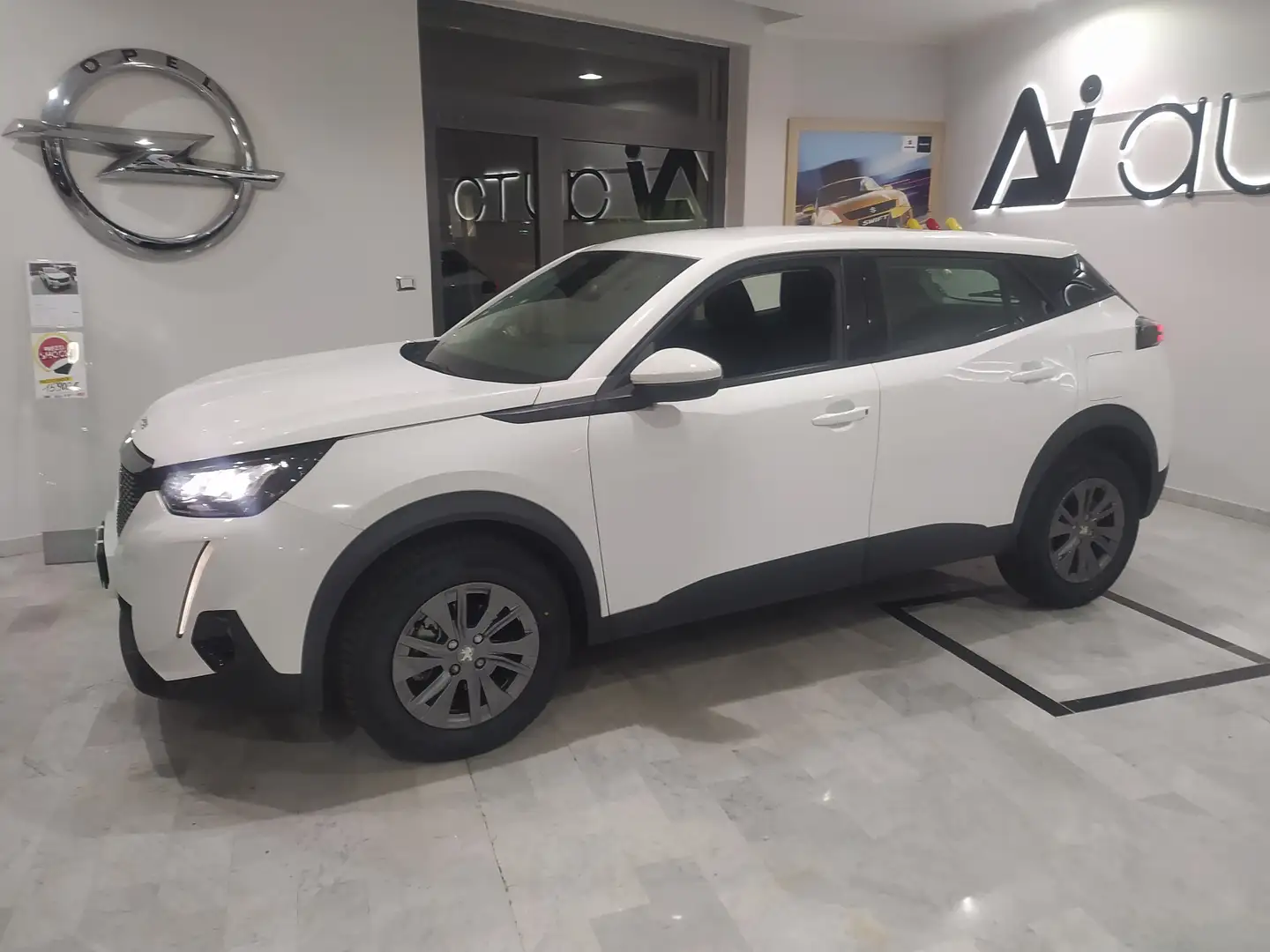 Peugeot 2008 2008 1.2 puretech Active (con garanzia) Bianco - 2