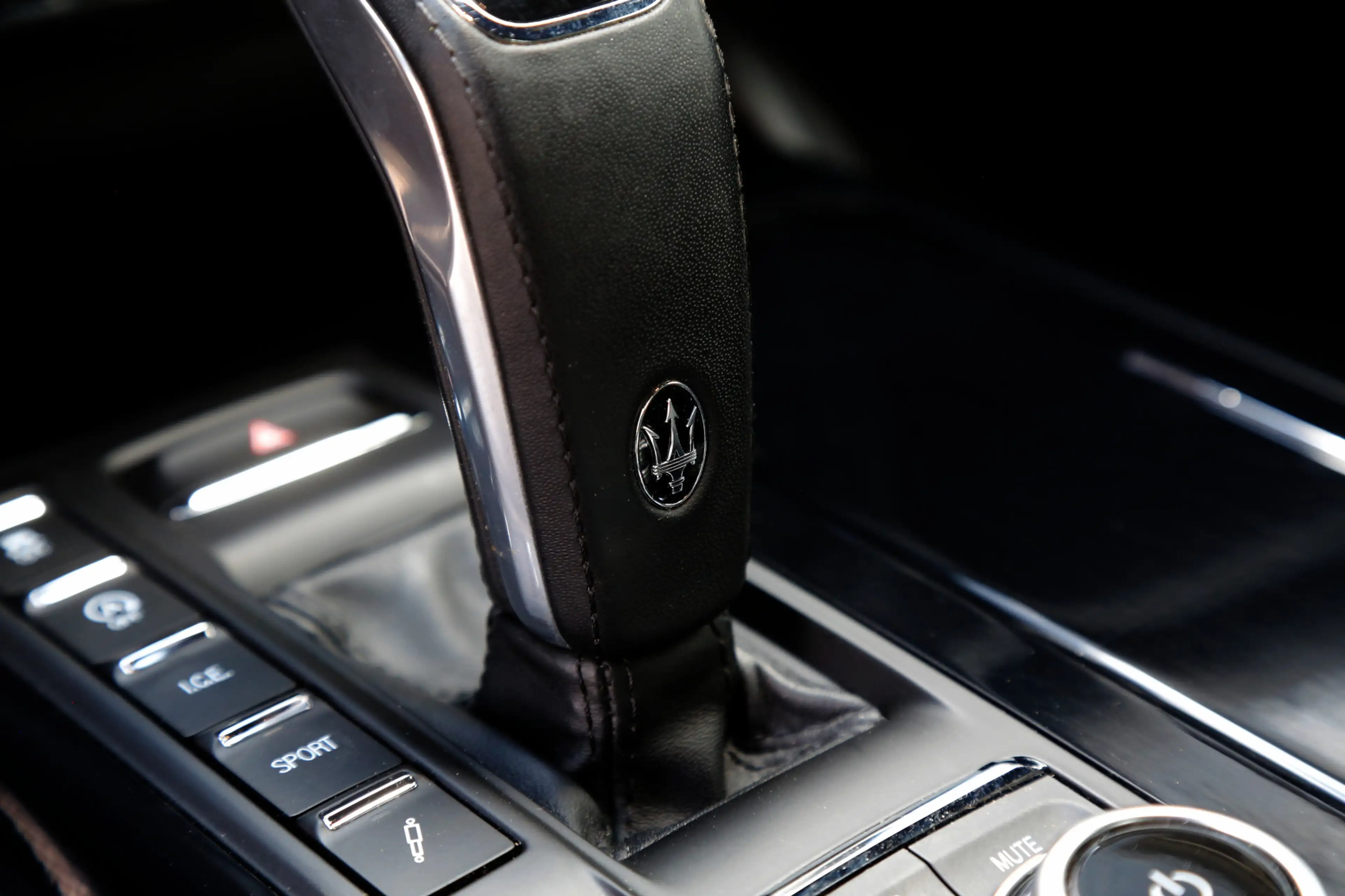 Maserati Ghibli 2.0 MHEV GranLusso*Perfect Maserati Onderh.*Softcl — photo 18