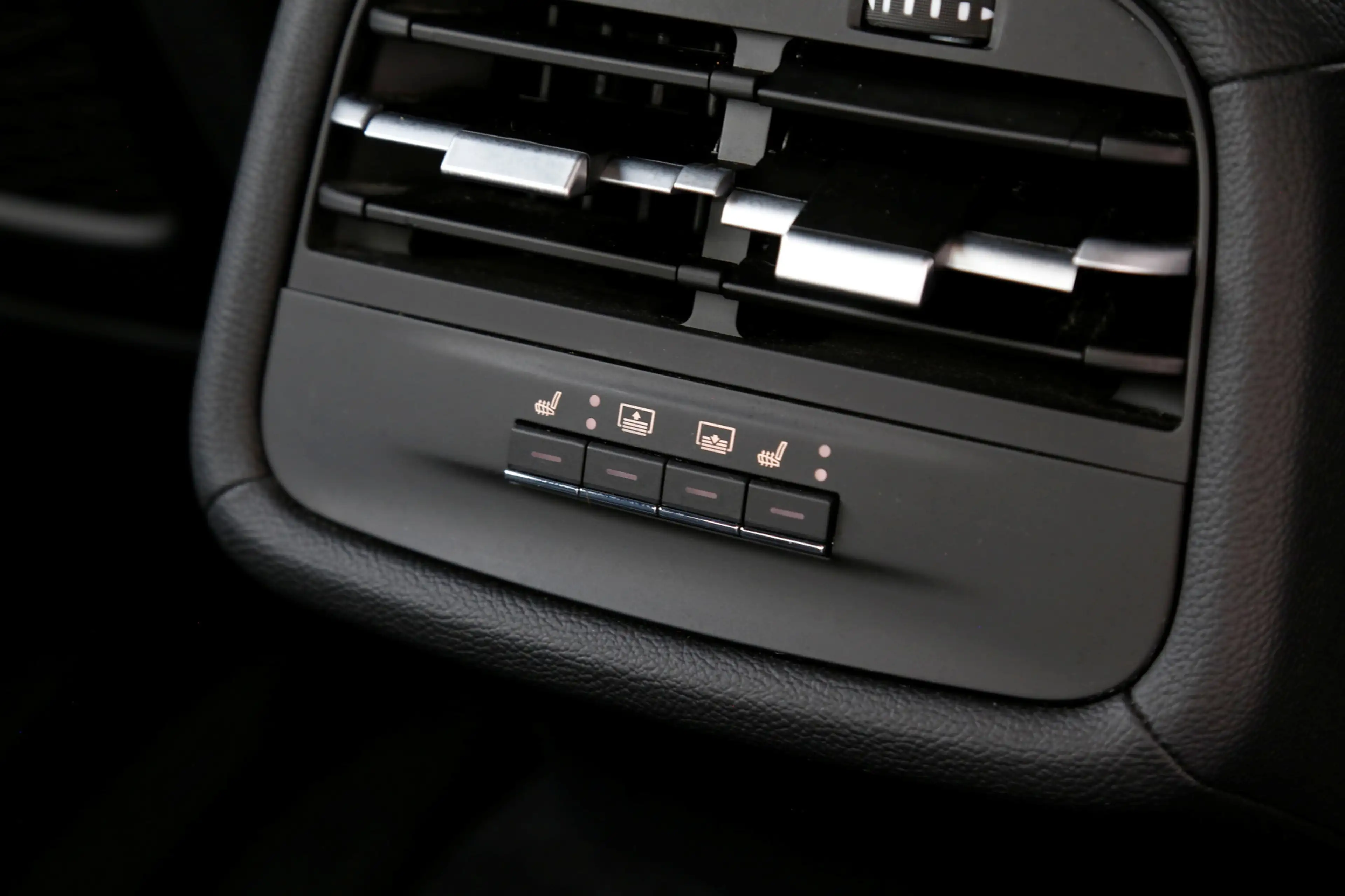 Maserati Ghibli 2.0 MHEV GranLusso*Perfect Maserati Onderh.*Softcl — photo 34