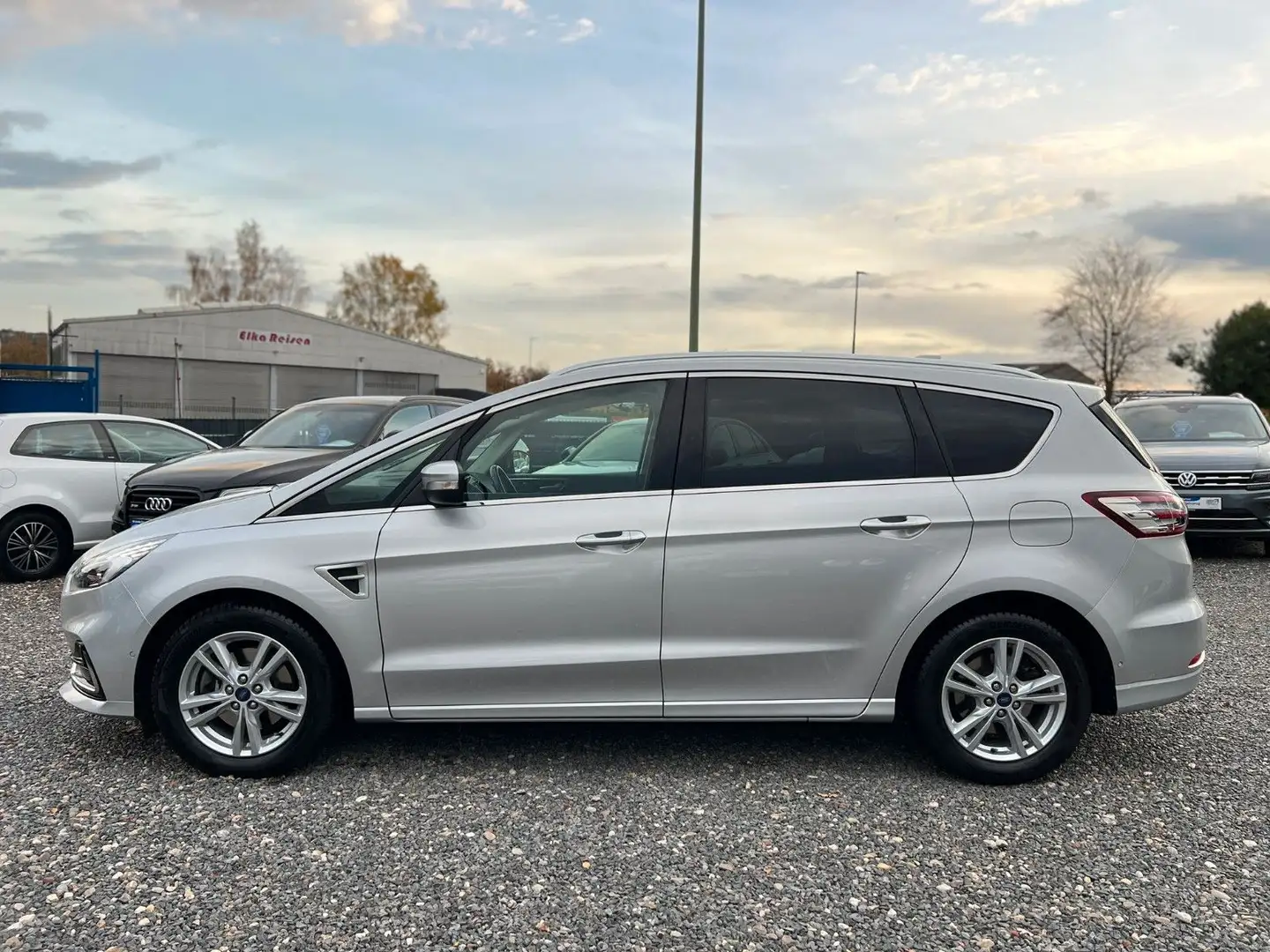 Ford S-Max S-MAX-TITANIUM-LED-KAMERA-SHZ-LHZ-DAB+ Argent - 2