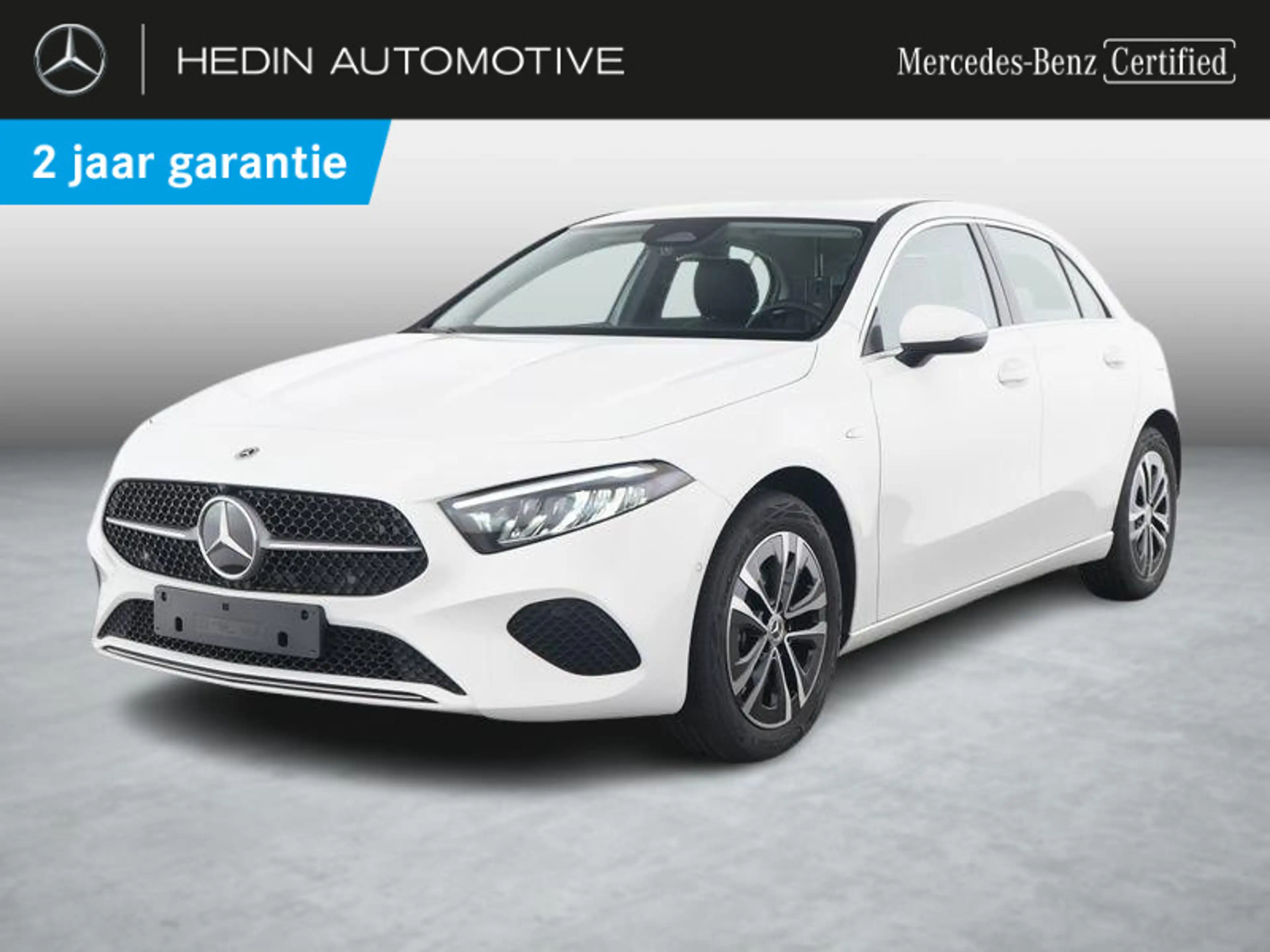 Mercedes-Benz A 250 e Hatchback Luxury Line | Verwarmde Zetels | Smart