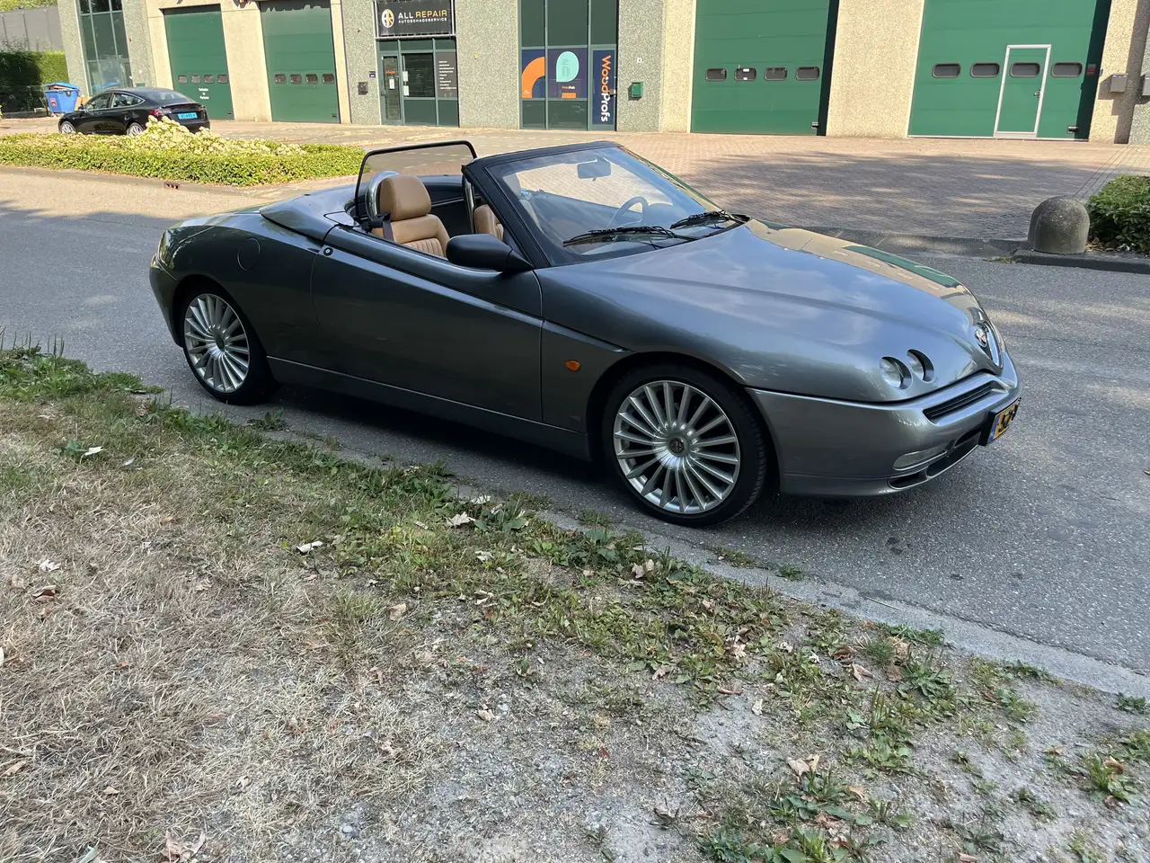 Alfa Romeo GTV Spider 1.8-16V T.Spark, foto 1