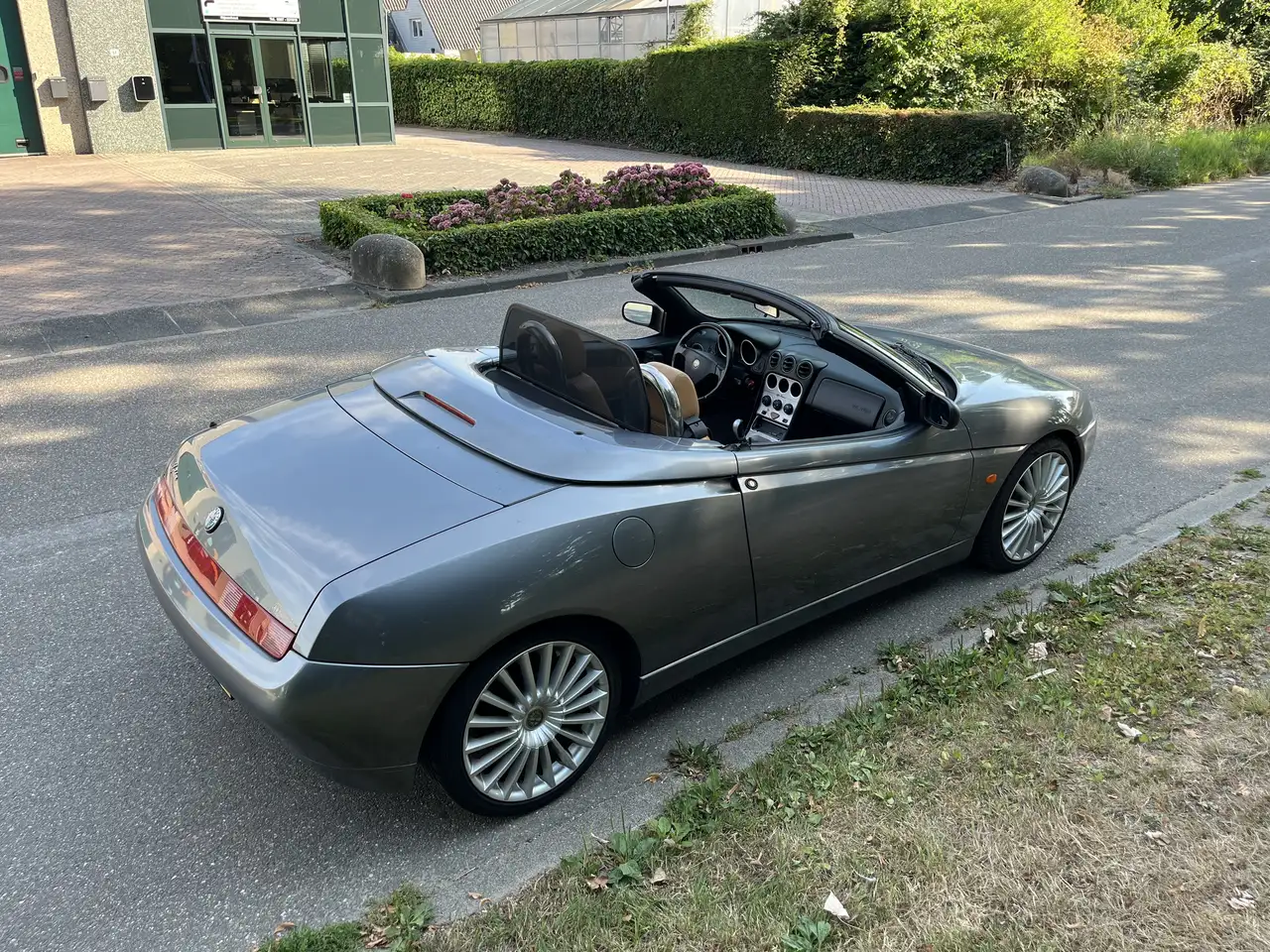 Alfa Romeo GTV Spider 1.8-16V T.Spark, foto 3