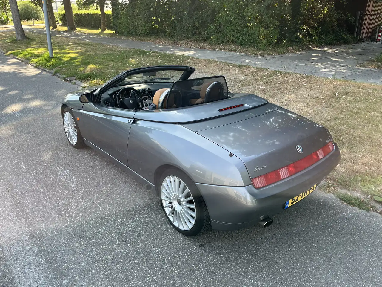 Alfa Romeo GTV Spider 1.8-16V T.Spark, foto 2