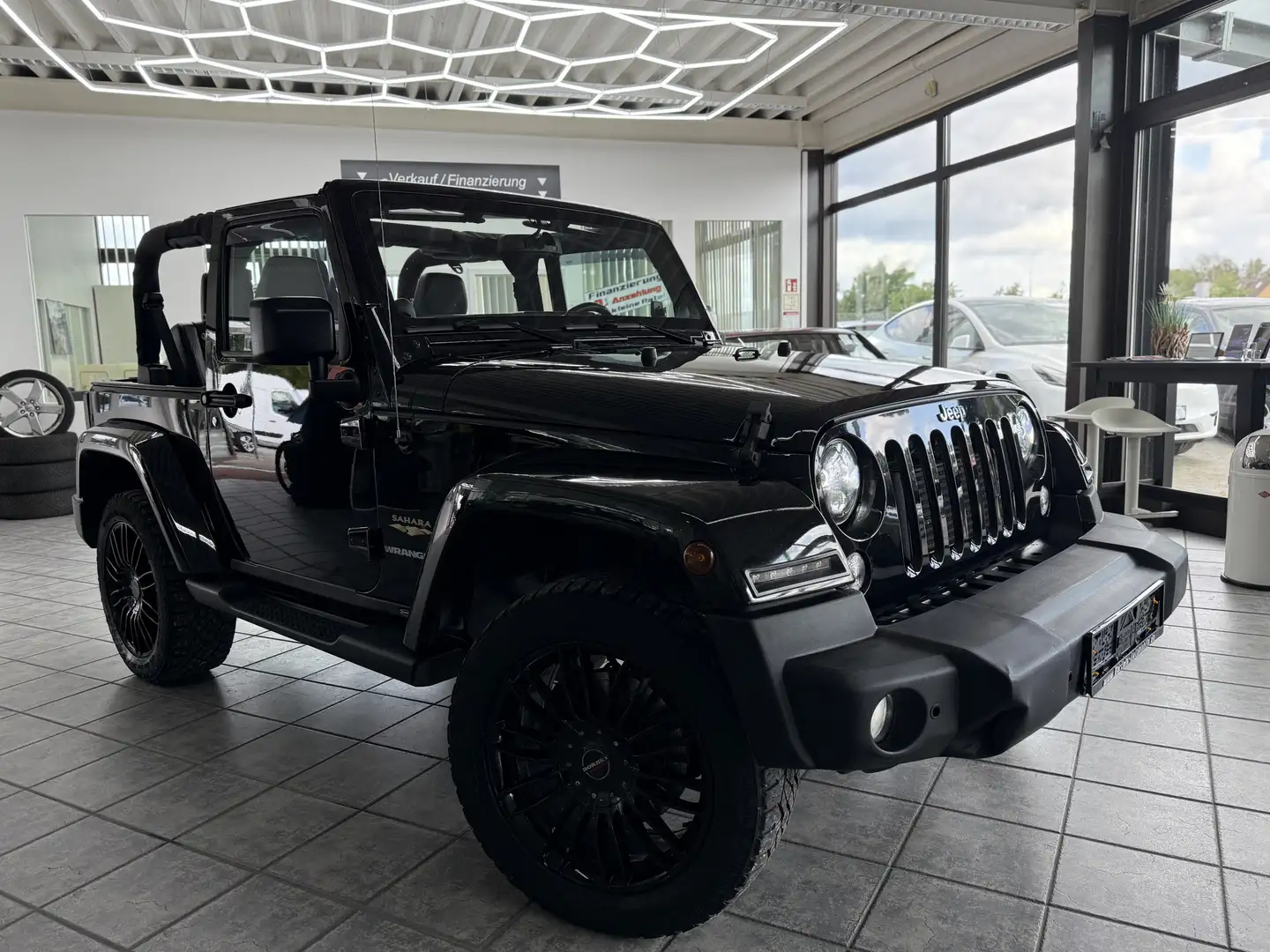 Jeep Wrangler Sahara CRD, Leder, Navi, 4 neue Reifen! Noir - 1