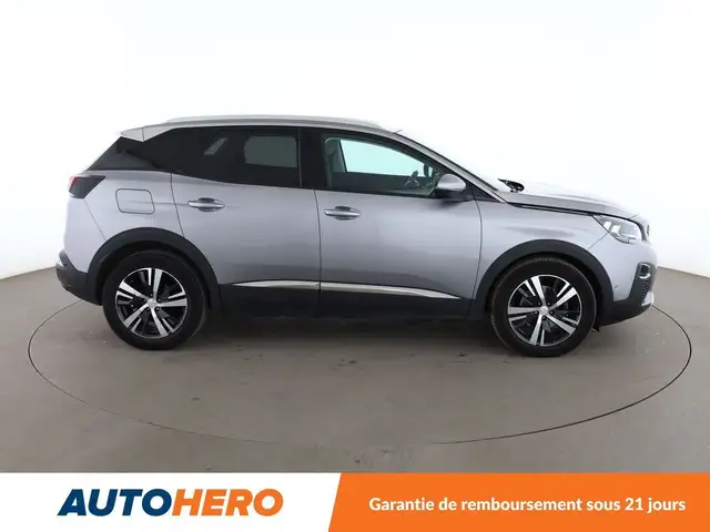 Peugeot 3008 view 7