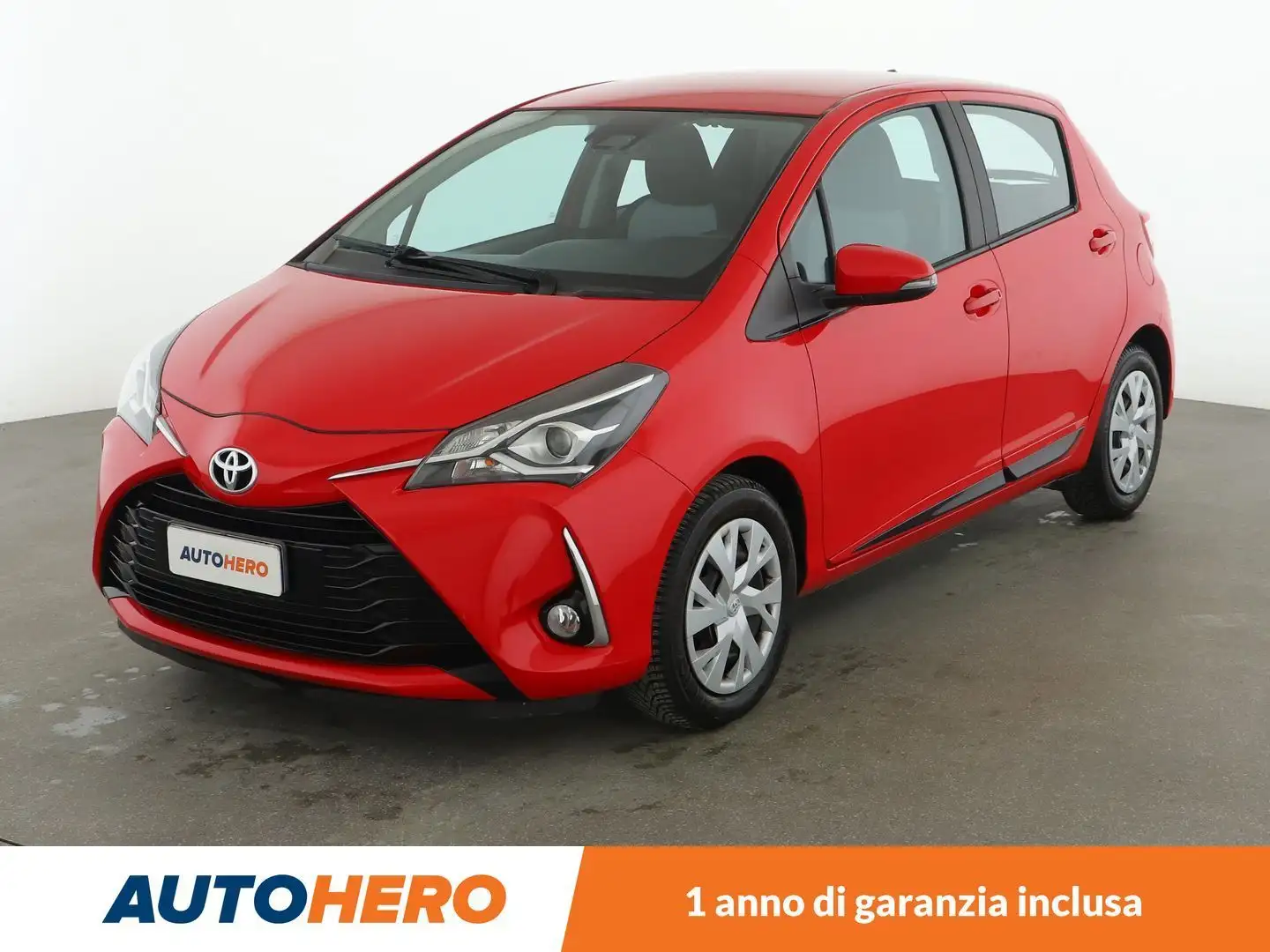 Toyota Yaris 1.0 VVT-i Active Красный - 1
