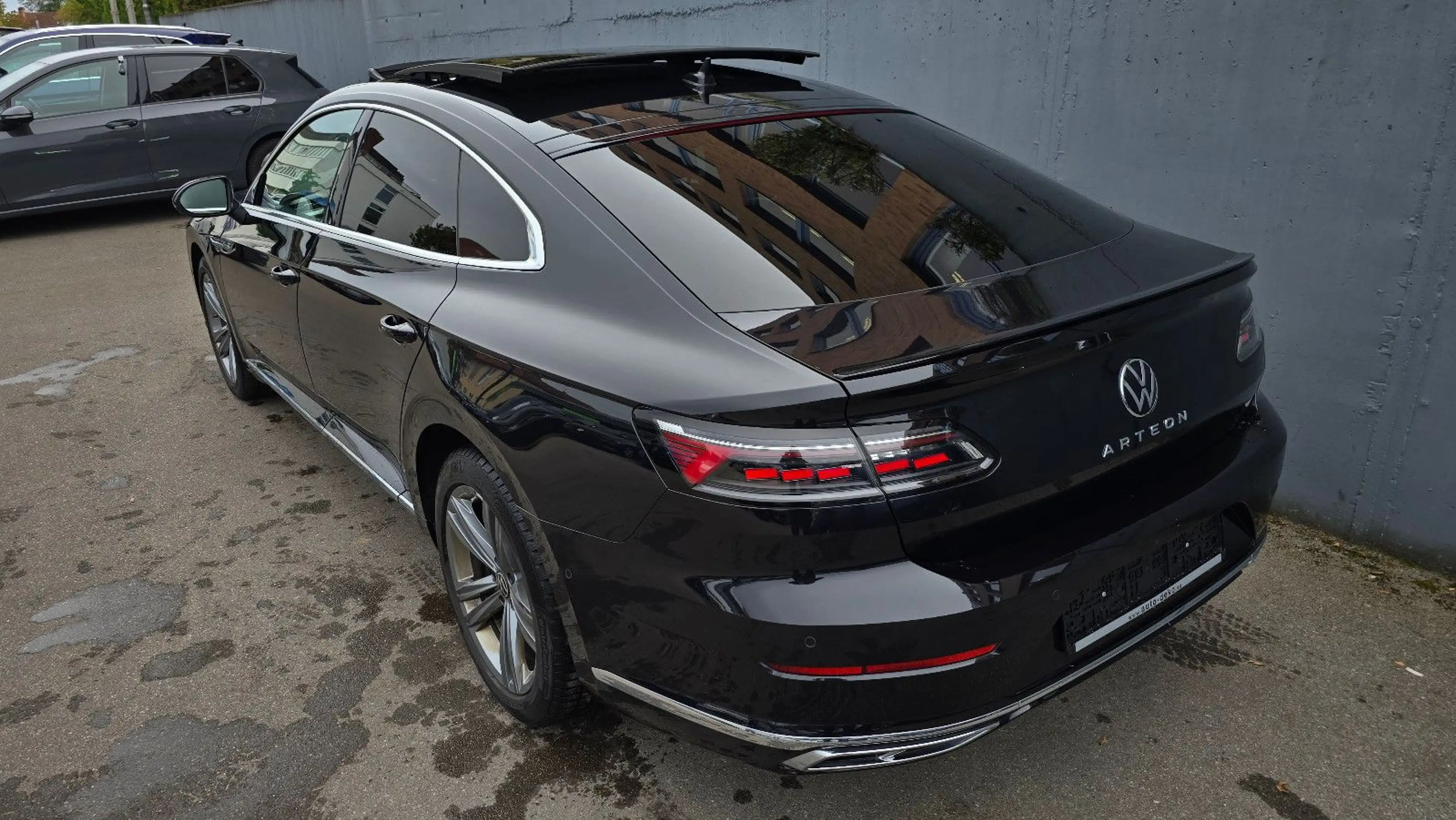 Volkswagen Arteon 2.0 TDI DSG 3 x R-Line Pano/DCC/ACC/360* — photo 4