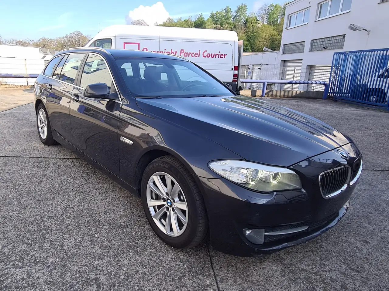 BMW 530