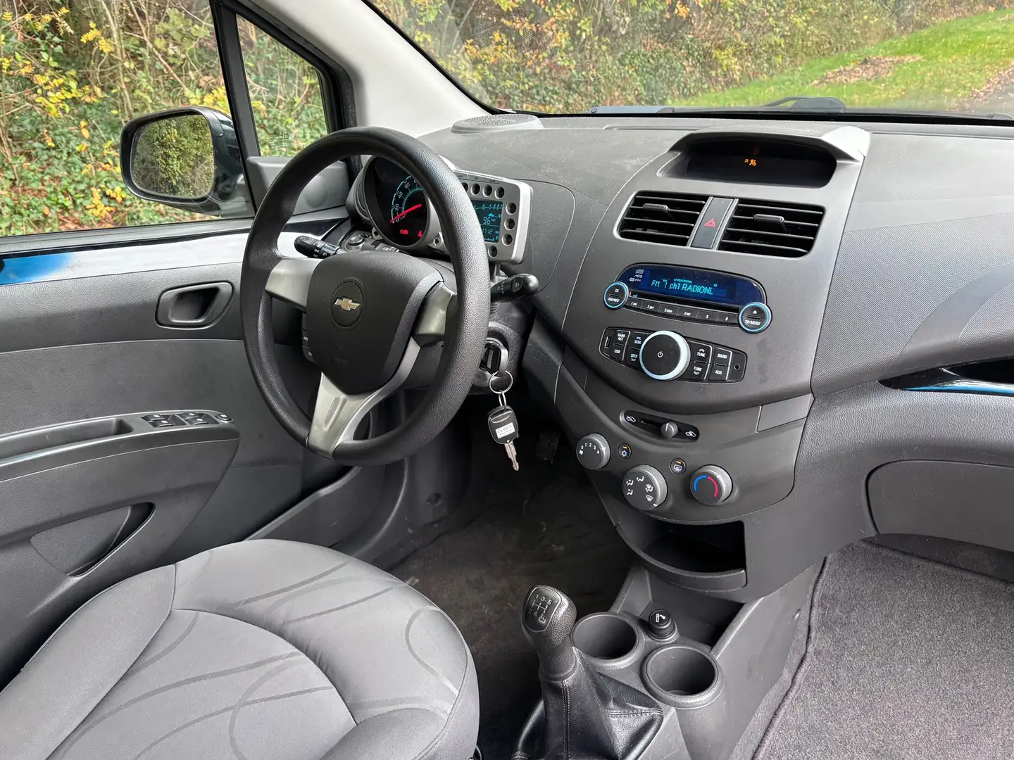 Chevrolet Spark 1.2 16V LT | "121.000" KM + Airco Nu € 2.950!!! Zwart - 2