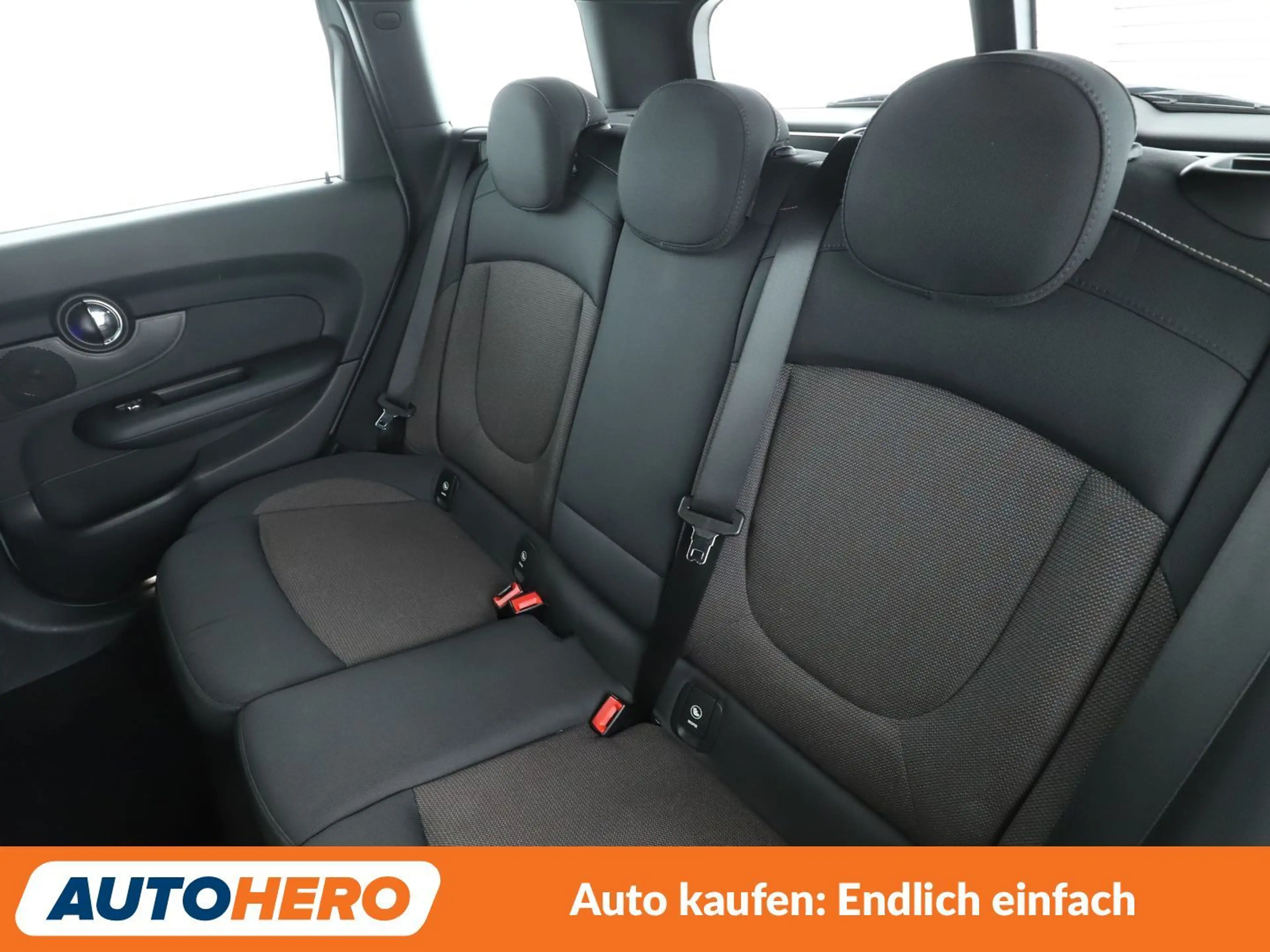MINI One Clubman One Aut.*NAVI*TEMPO*PDC*SHZ*ALU*KLIMA* — photo 14