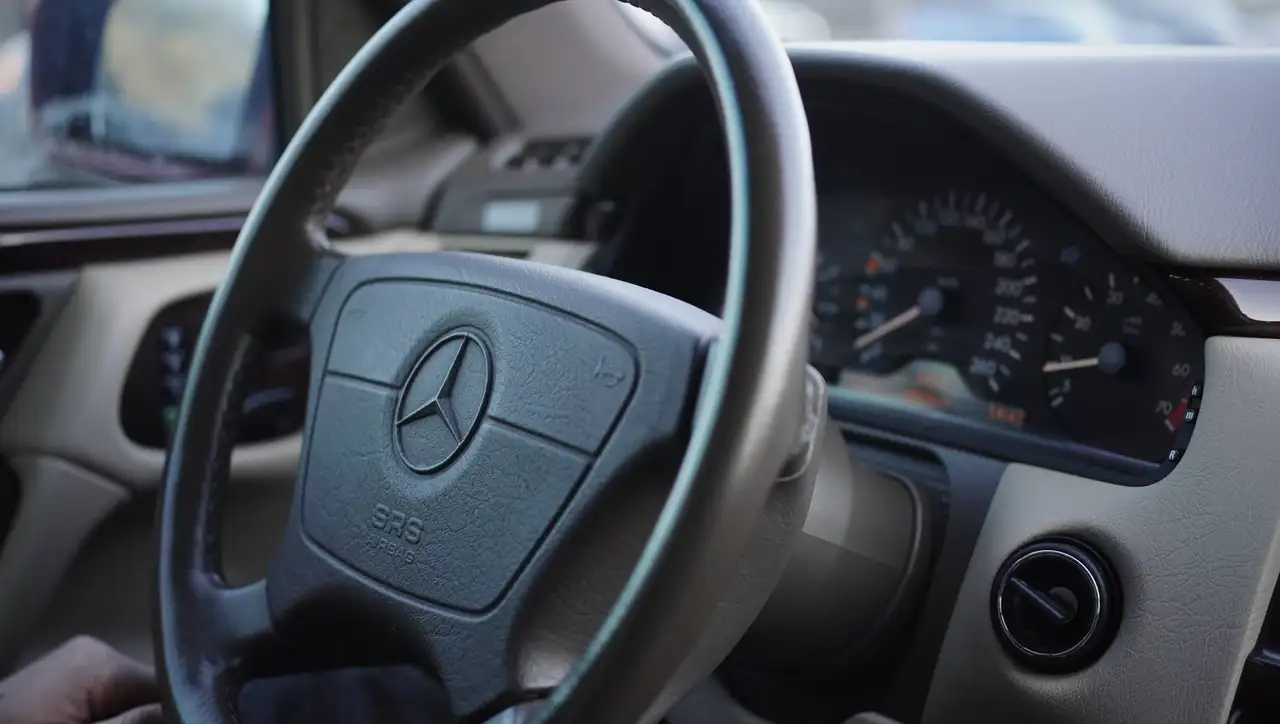 Mercedes-Benz E 420 W210, foto 12