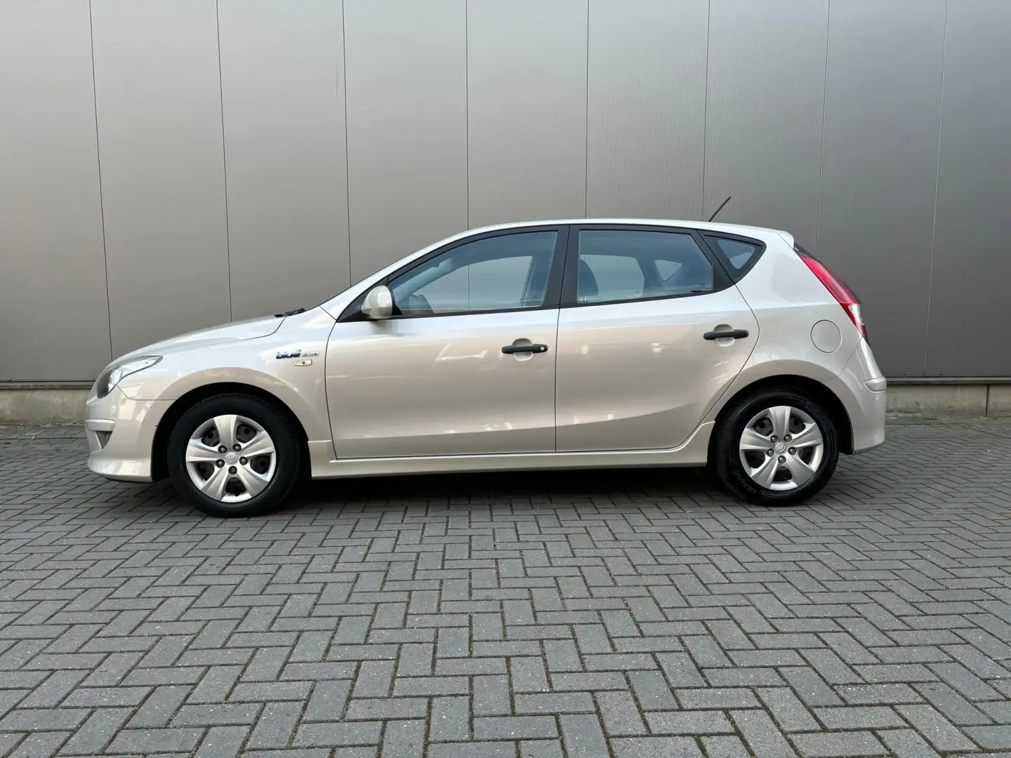 Hyundai i30 1.4i i-Drive Cool Grijs - 2