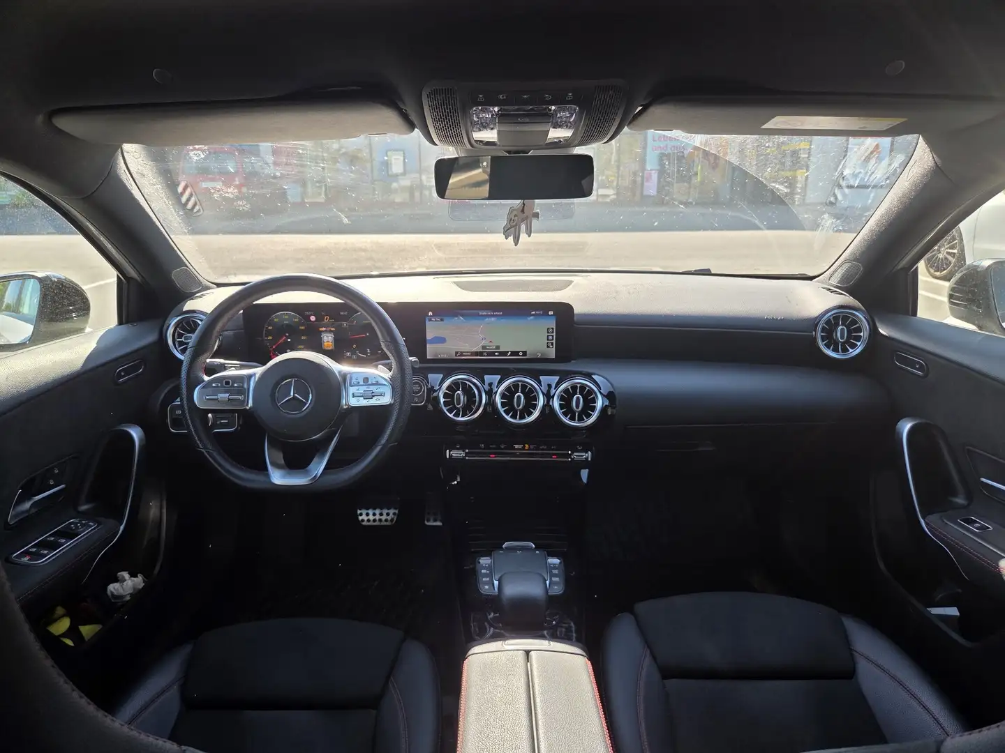 Mercedes-Benz A 200 d 4MATIC Aut. - 1