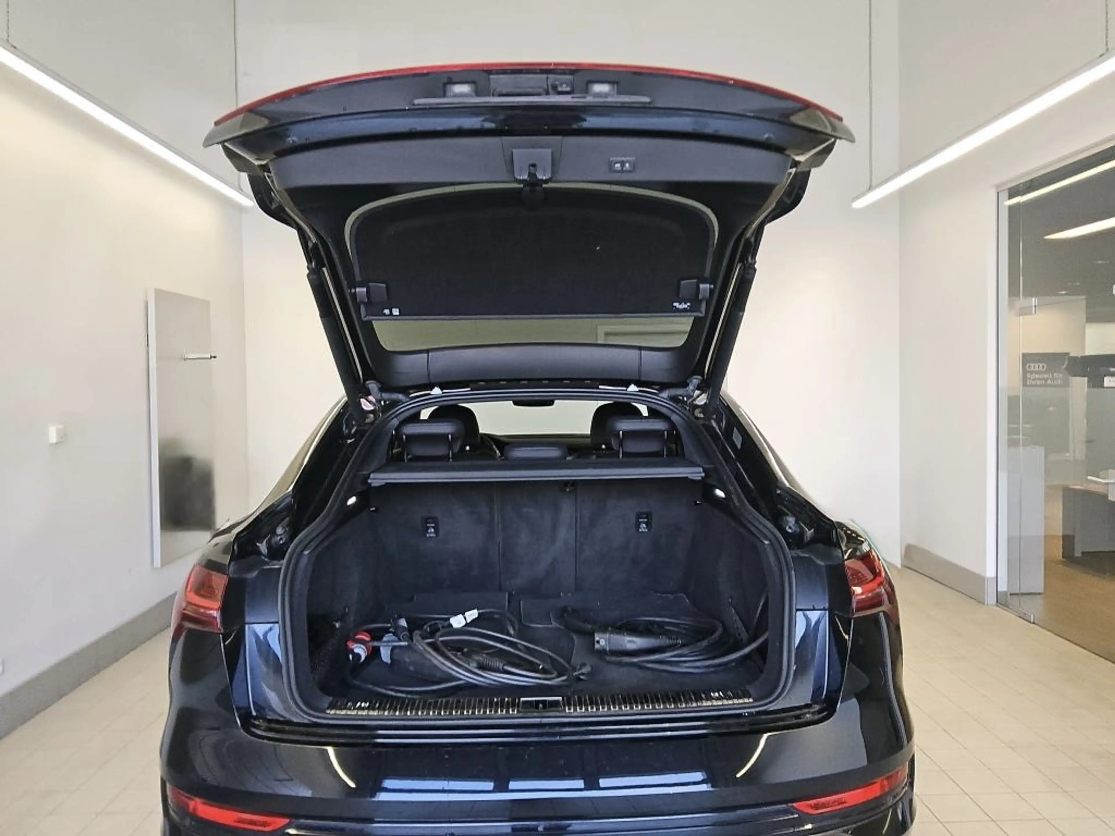 Audi e-tron Sportback 50 quattro S-Line *21Zoll*B&O*Optik-Paket* — photo 10