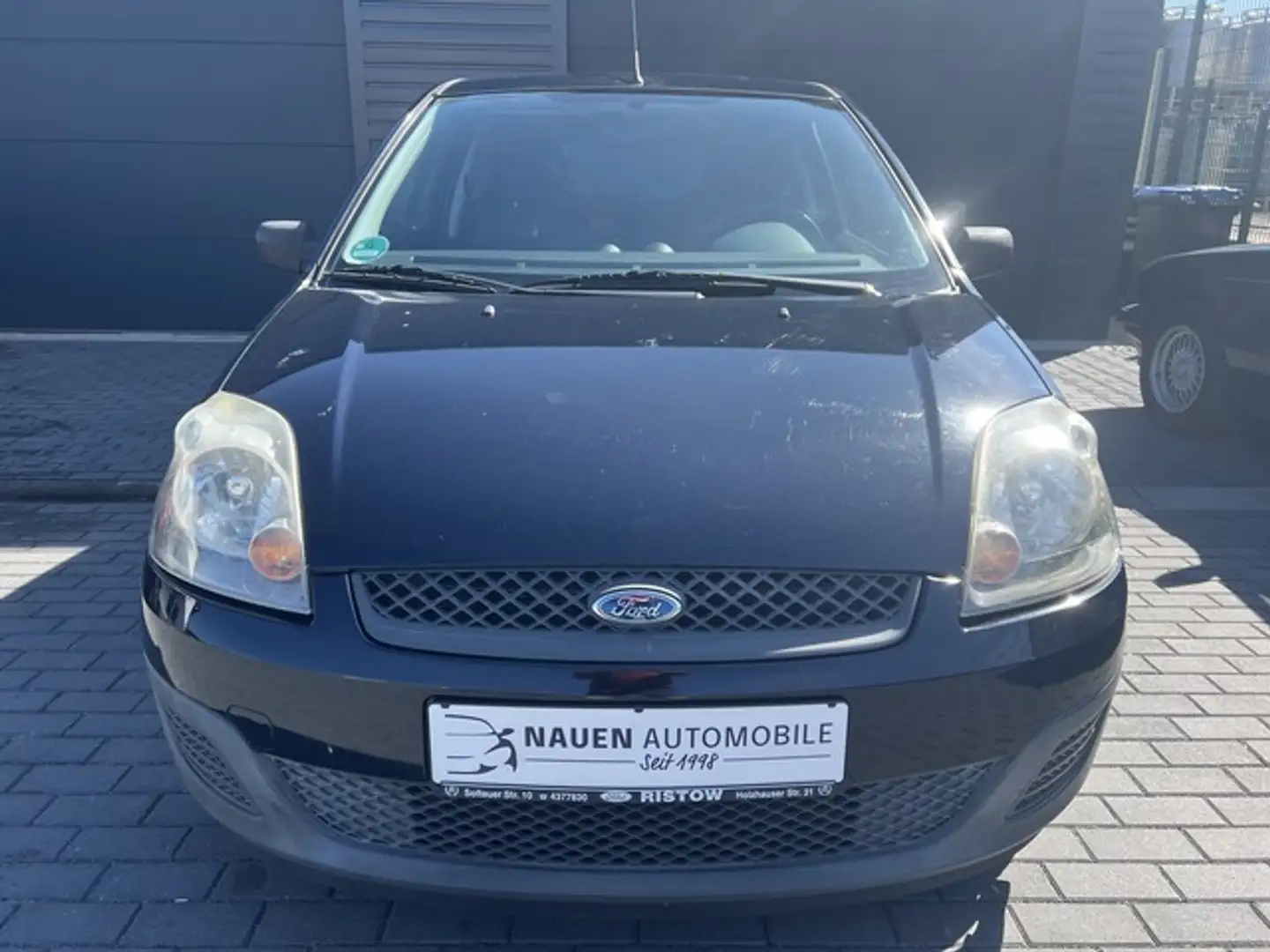 Ford Fiesta Fun +Klima+Allwetterreifen+TÜV+1.Hand+ Azul - 2