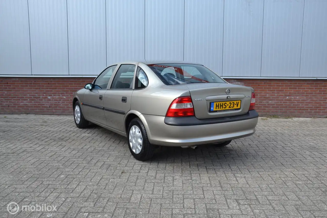 Opel Vectra 1.6i GL Plus|25.224km|1996|1e eig|Nieuwsta|Airco, foto 2