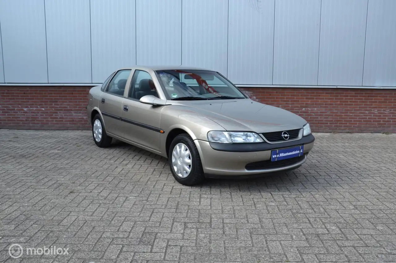 Opel Vectra 1.6i GL Plus|25.224km|1996|1e eig|Nieuwsta|Airco, foto 4