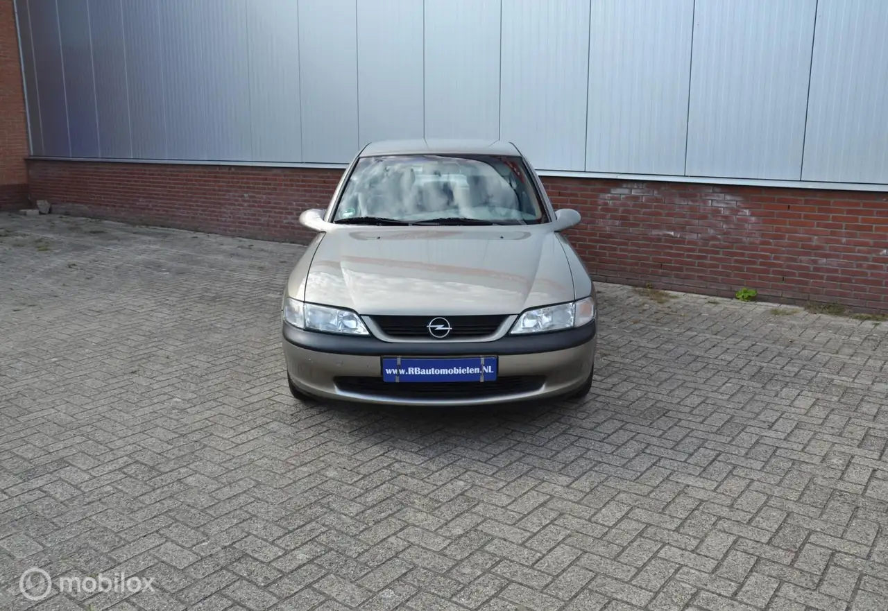 Opel Vectra 1.6i GL Plus|25.224km|1996|1e eig|Nieuwsta|Airco, foto 9