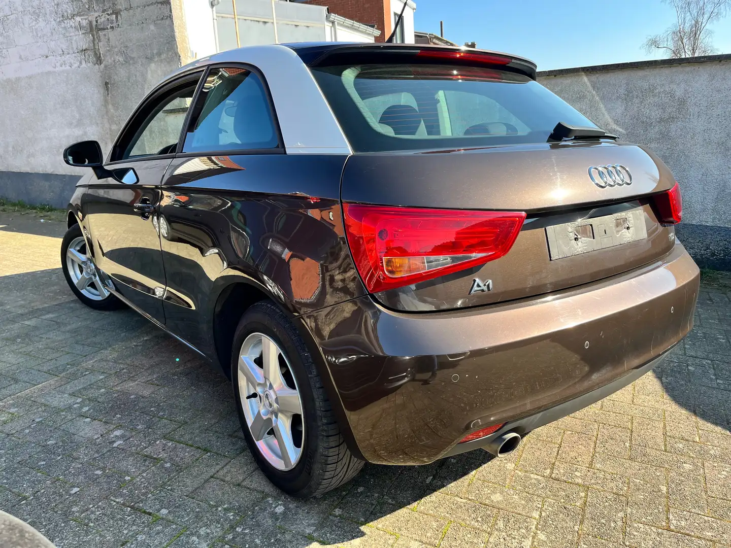 Audi A1 A1 1.6 TDi Attraction Bronz - 2