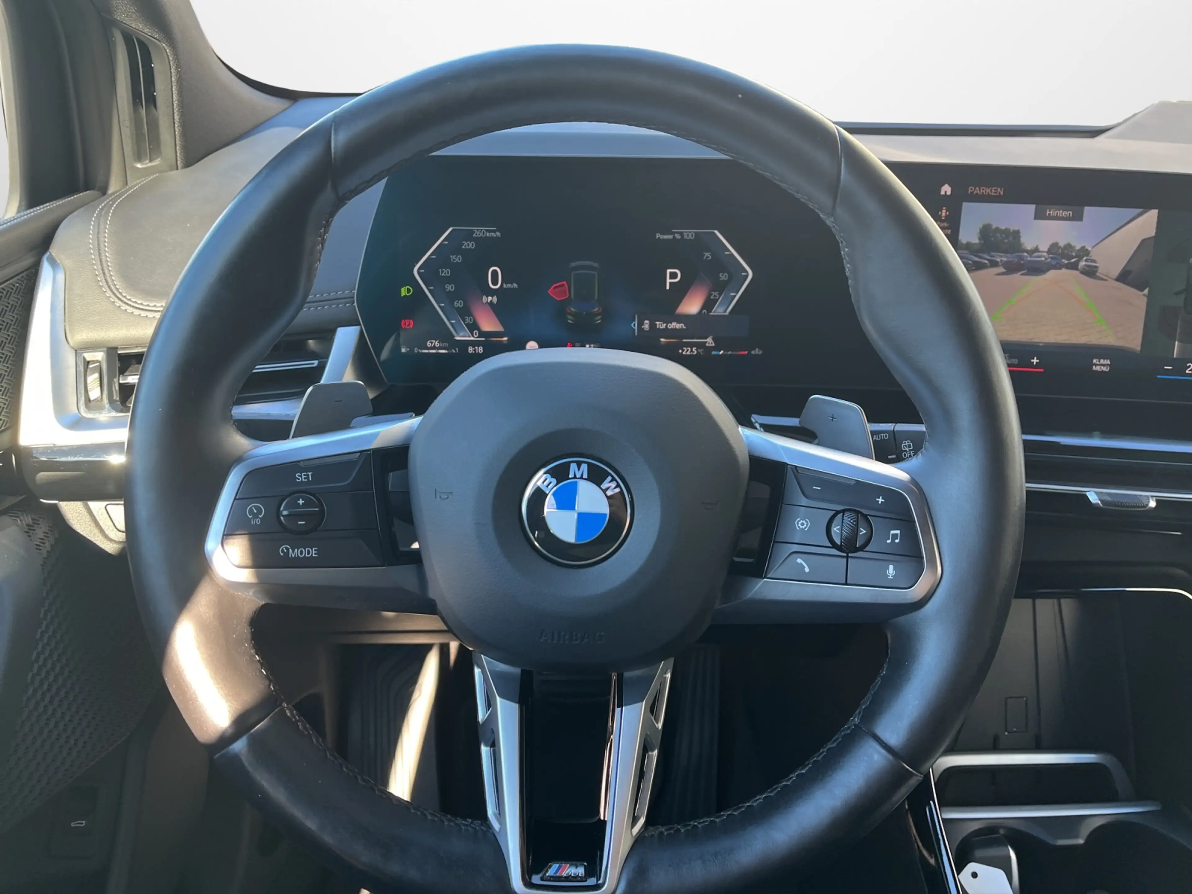 BMW 220 i Active Tourer — photo 9