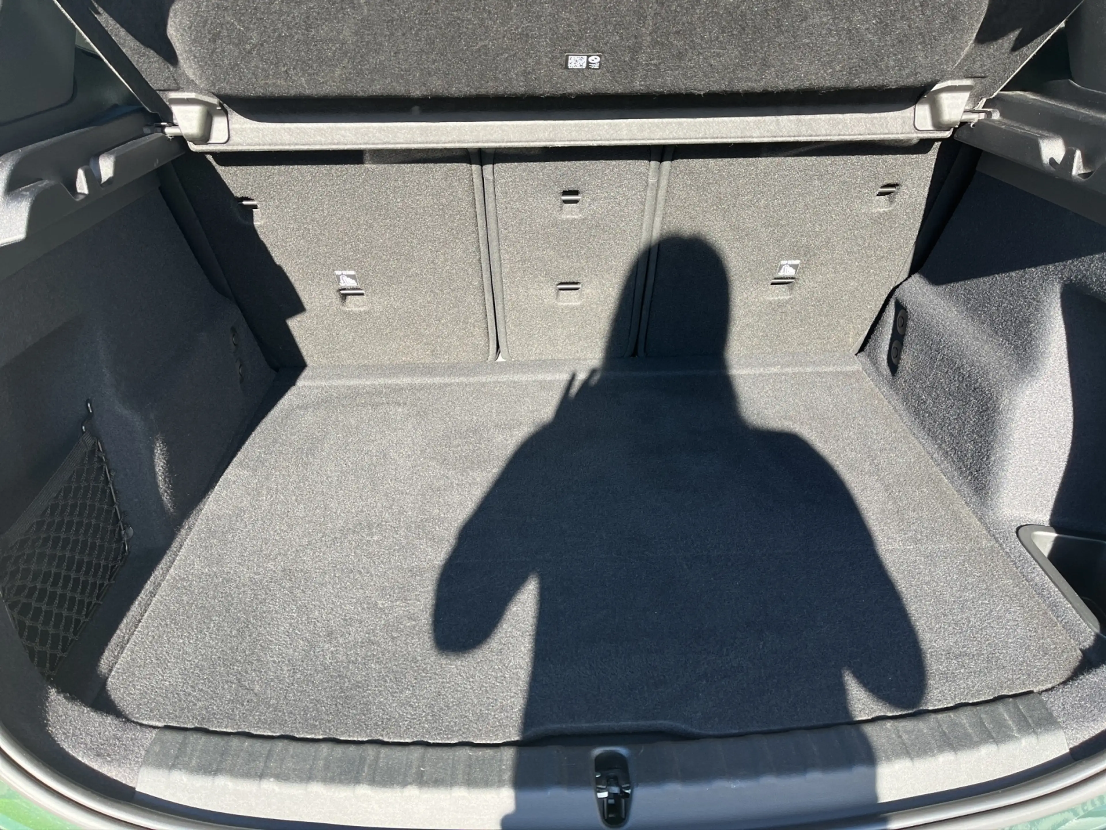BMW 220 i Active Tourer — photo 12