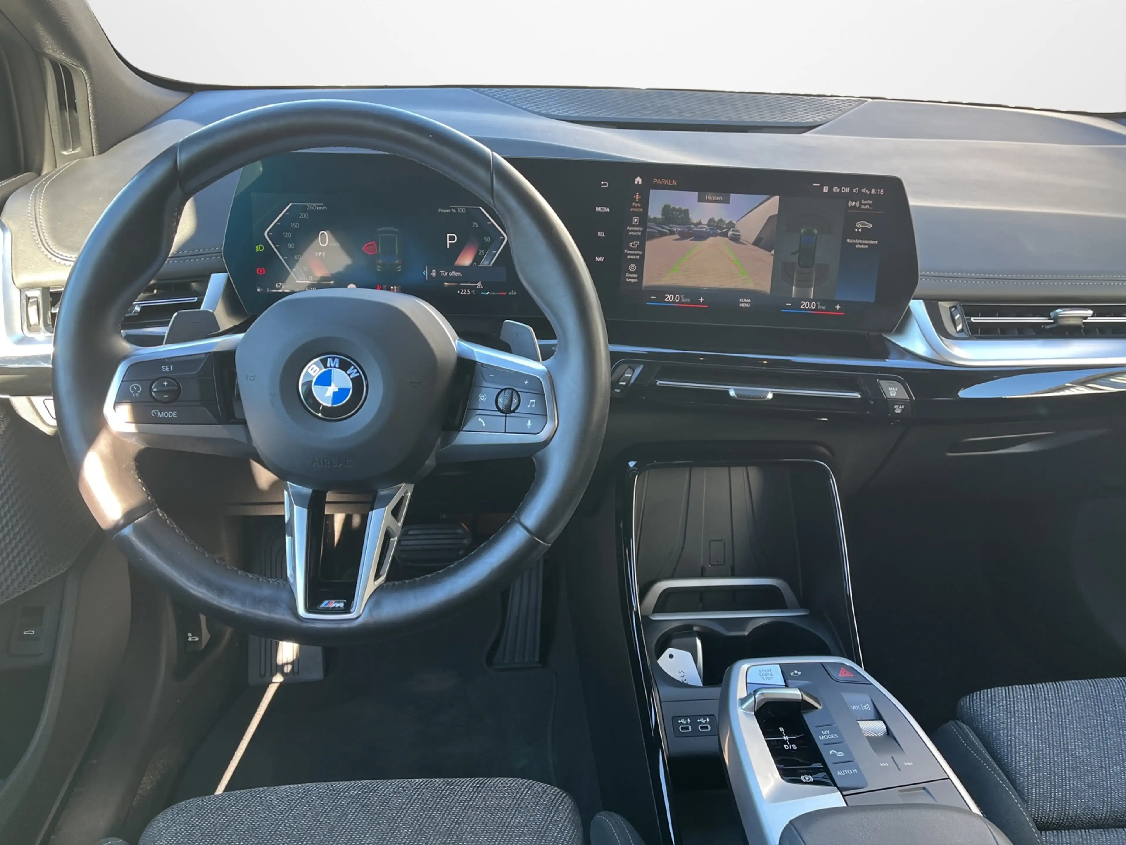BMW 220 i Active Tourer — photo 8