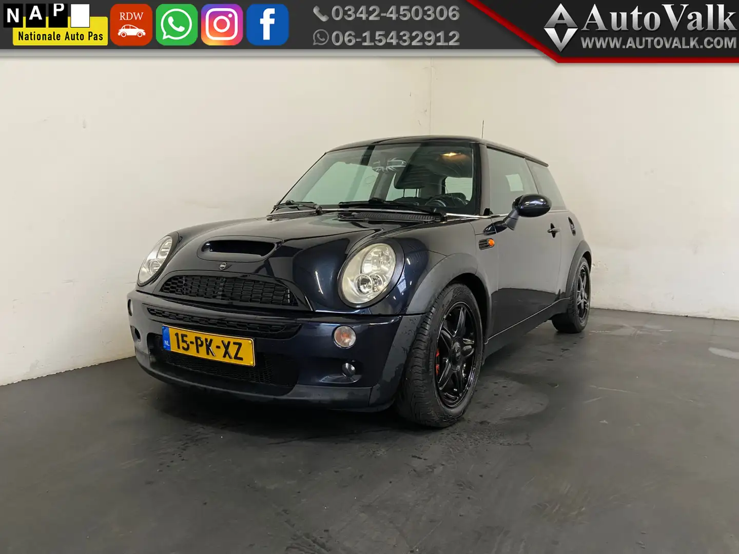 MINI Cooper Mini 1.6 Chili Zwart - 1